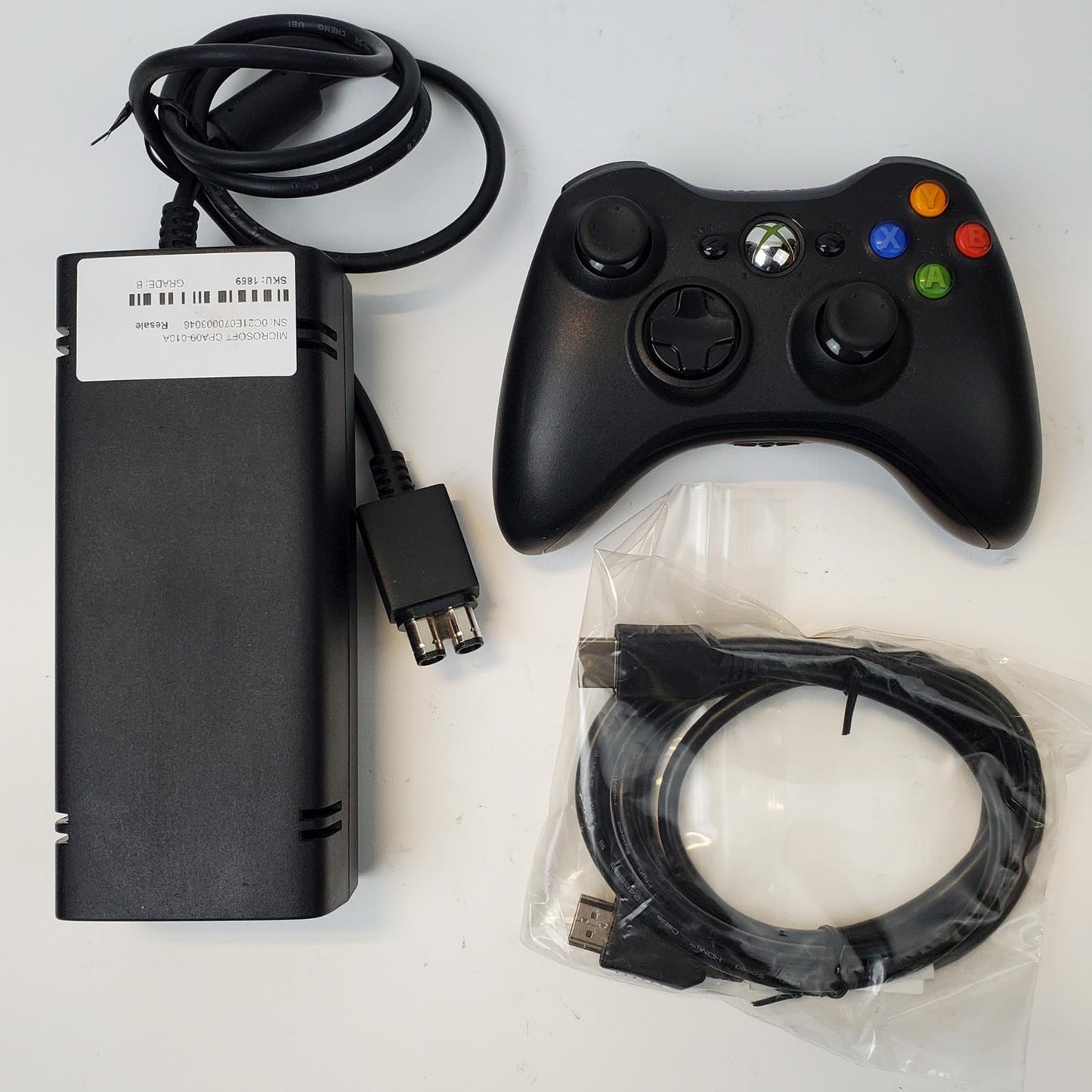 Microsoft Xbox 360 S Console Basic Bundle | Grade B | 10642