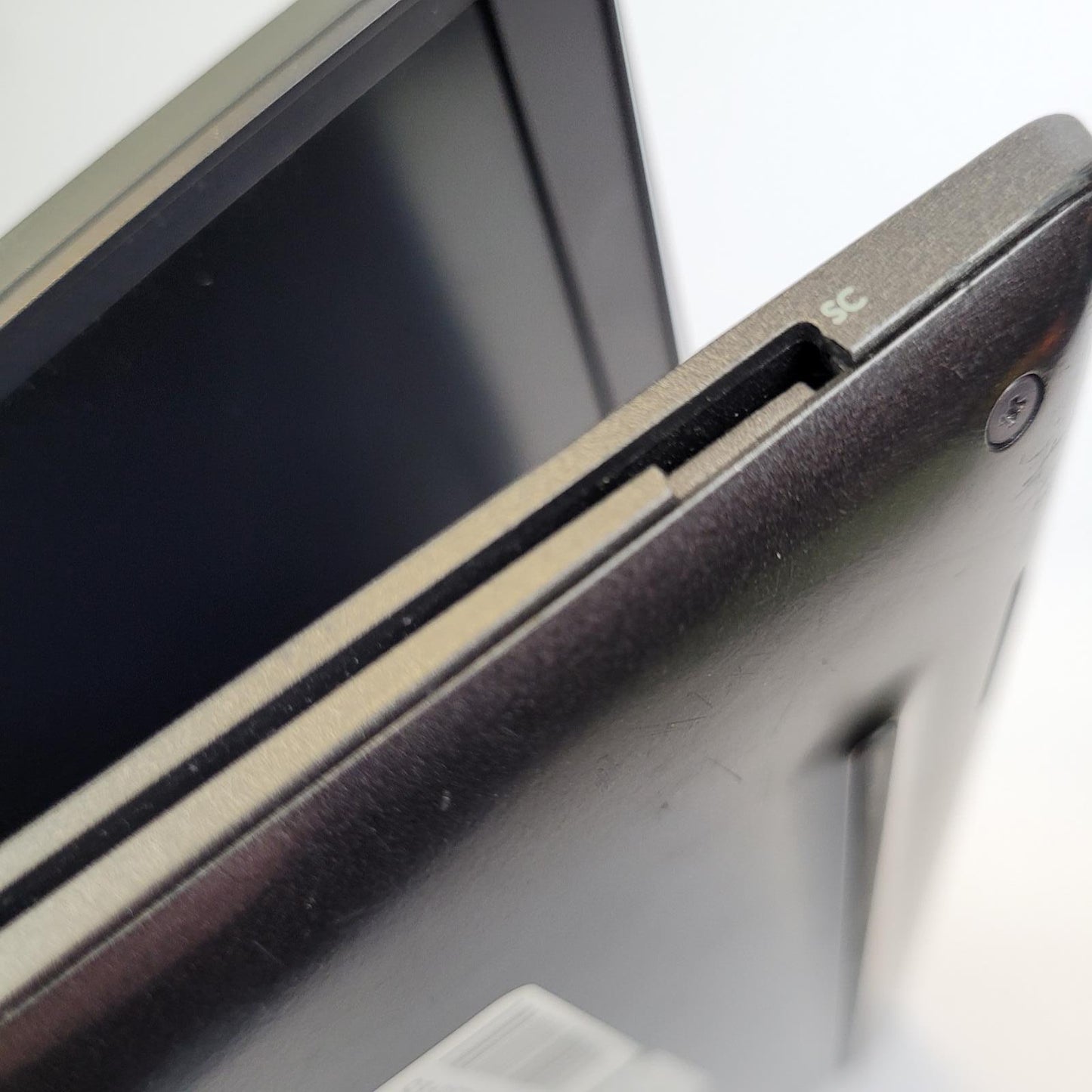 DELL LATITUDE 7520 Windows 11 Home i7-1185G7 16GB RAM 512GB NVME | Grade C