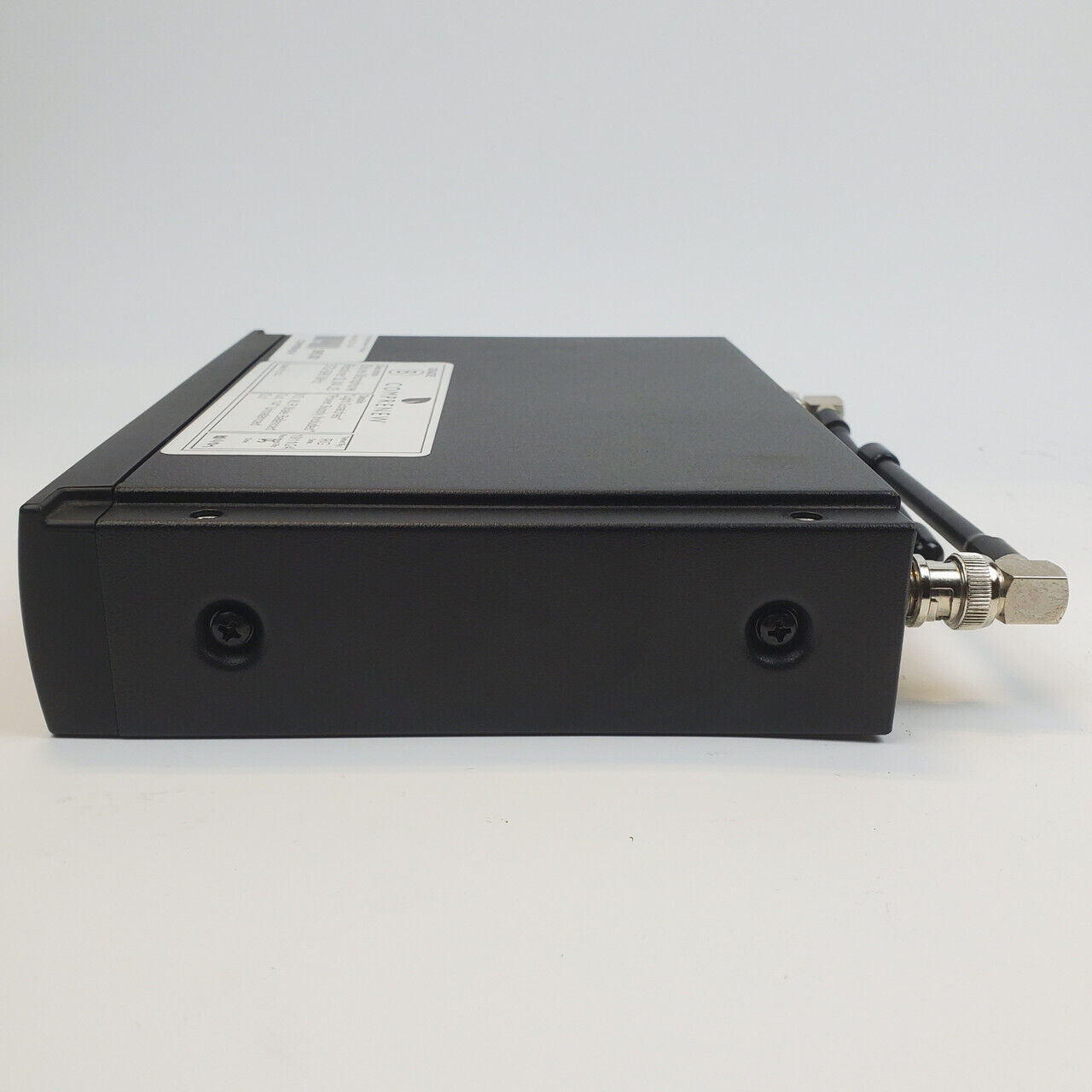 Shure SLX4 J3 572-596 MHz Microphone Receiver | Grade B - ShopComprenew