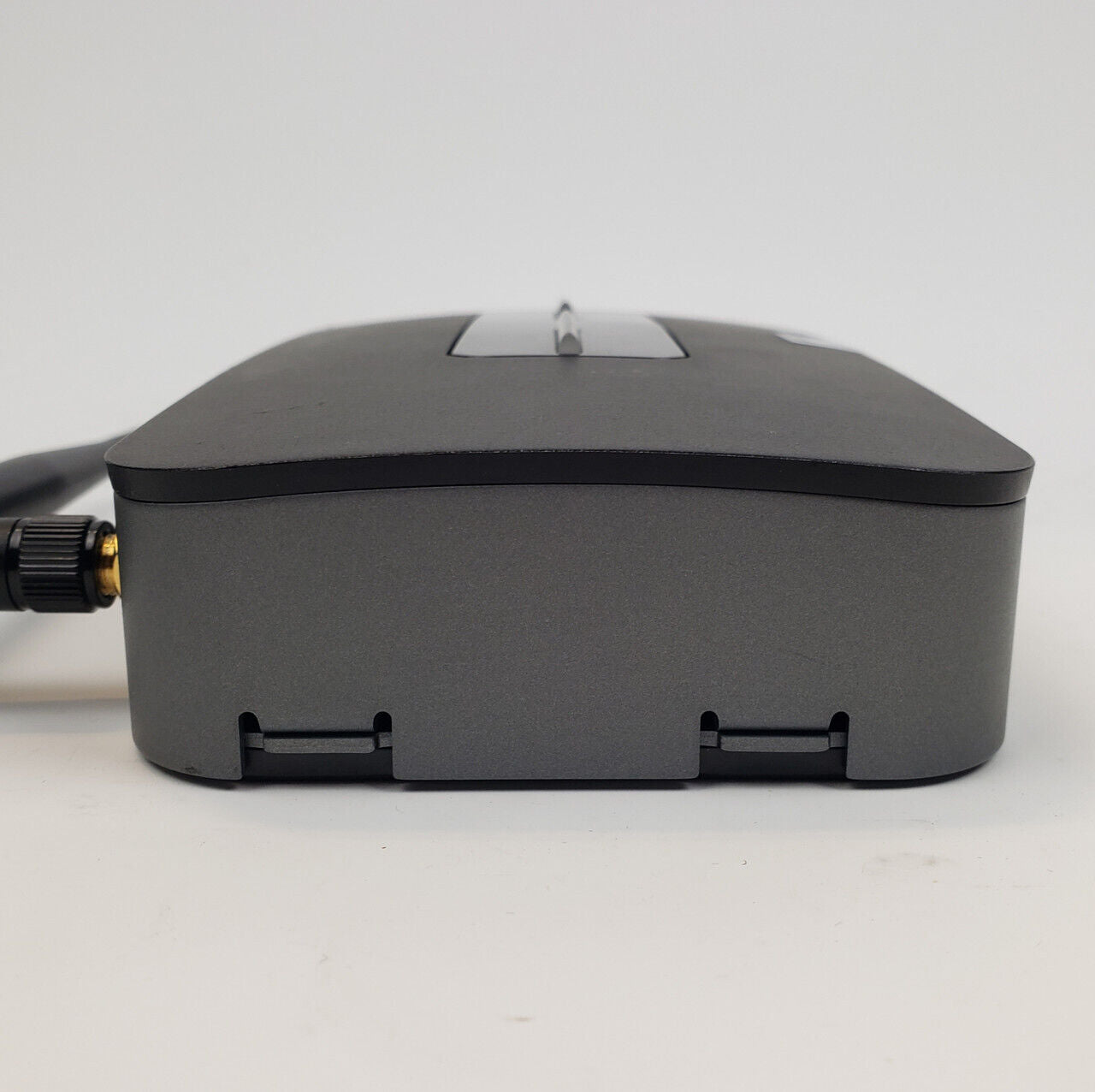Barco ClickShare R9861008 Wireless Video Conference System | Grade C - ShopComprenew