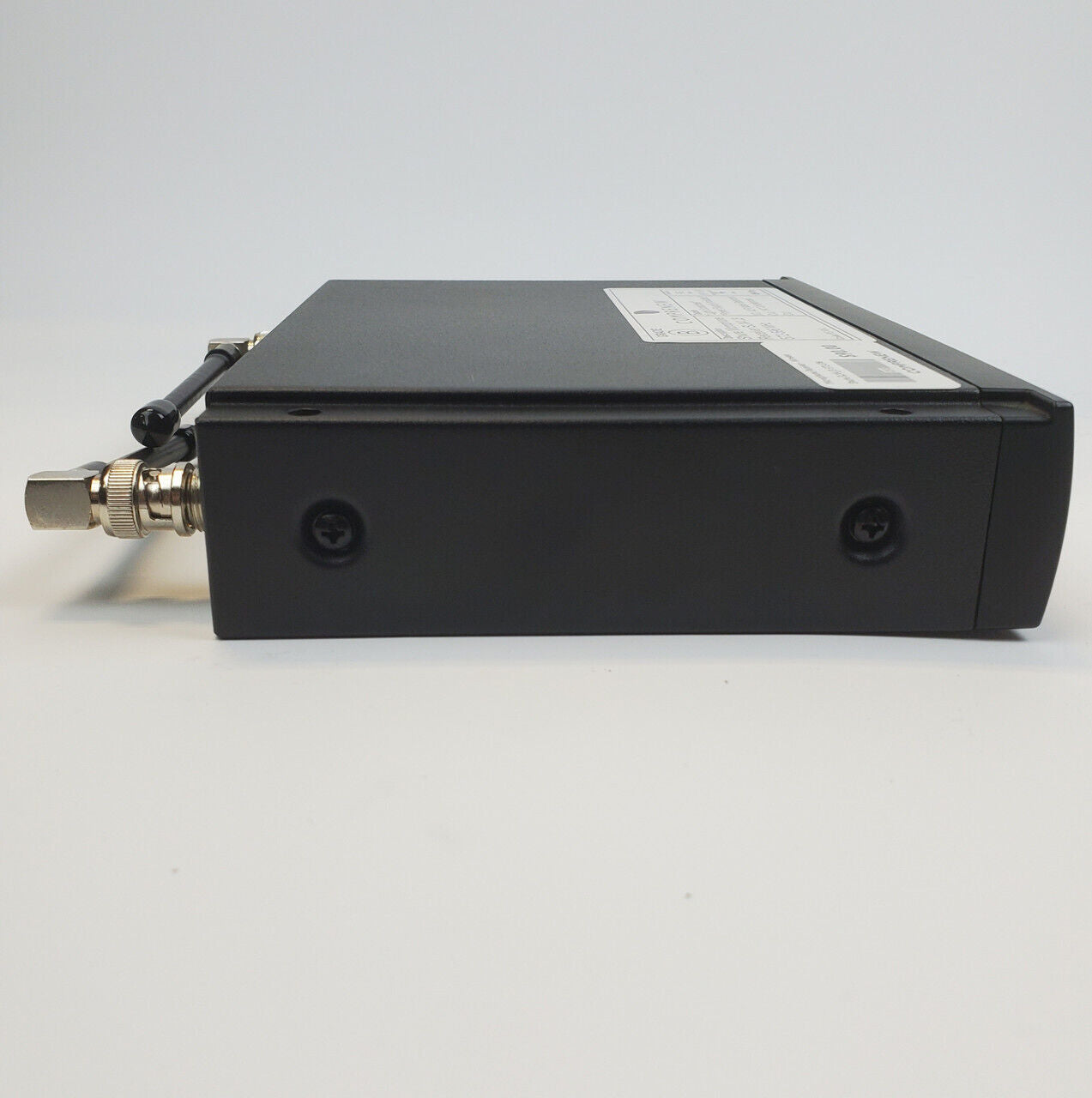 Shure SLX4 J3 572-596 MHz Microphone Receiver | Grade B - ShopComprenew