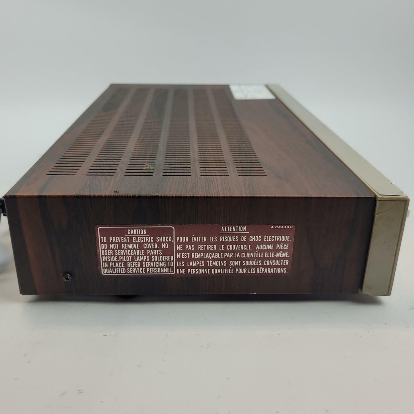 Hitachi SR-2000 Vintage AM/FM Stereo Receiver | Grade B