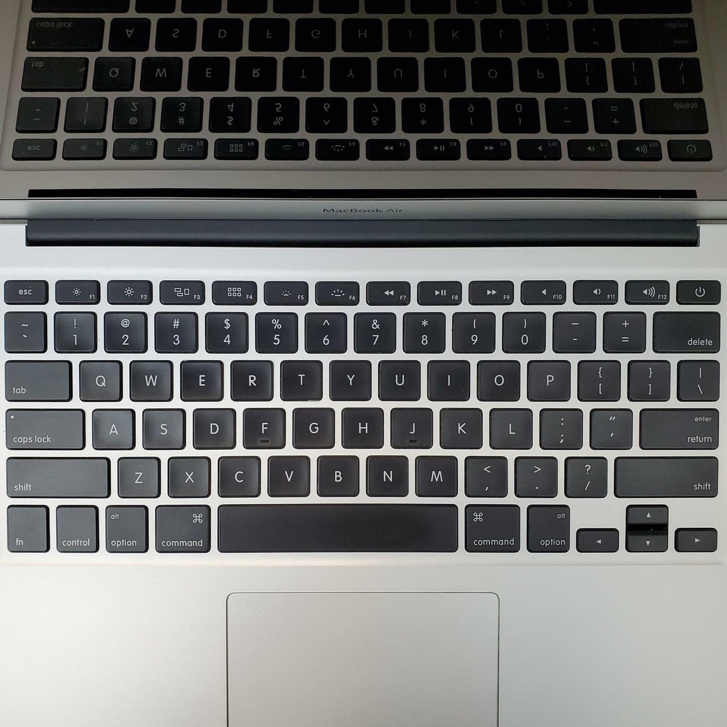 Apple A1466 MacBook Air Monterey i5-5250U 8GB RAM 500GB M.2 | Grade B