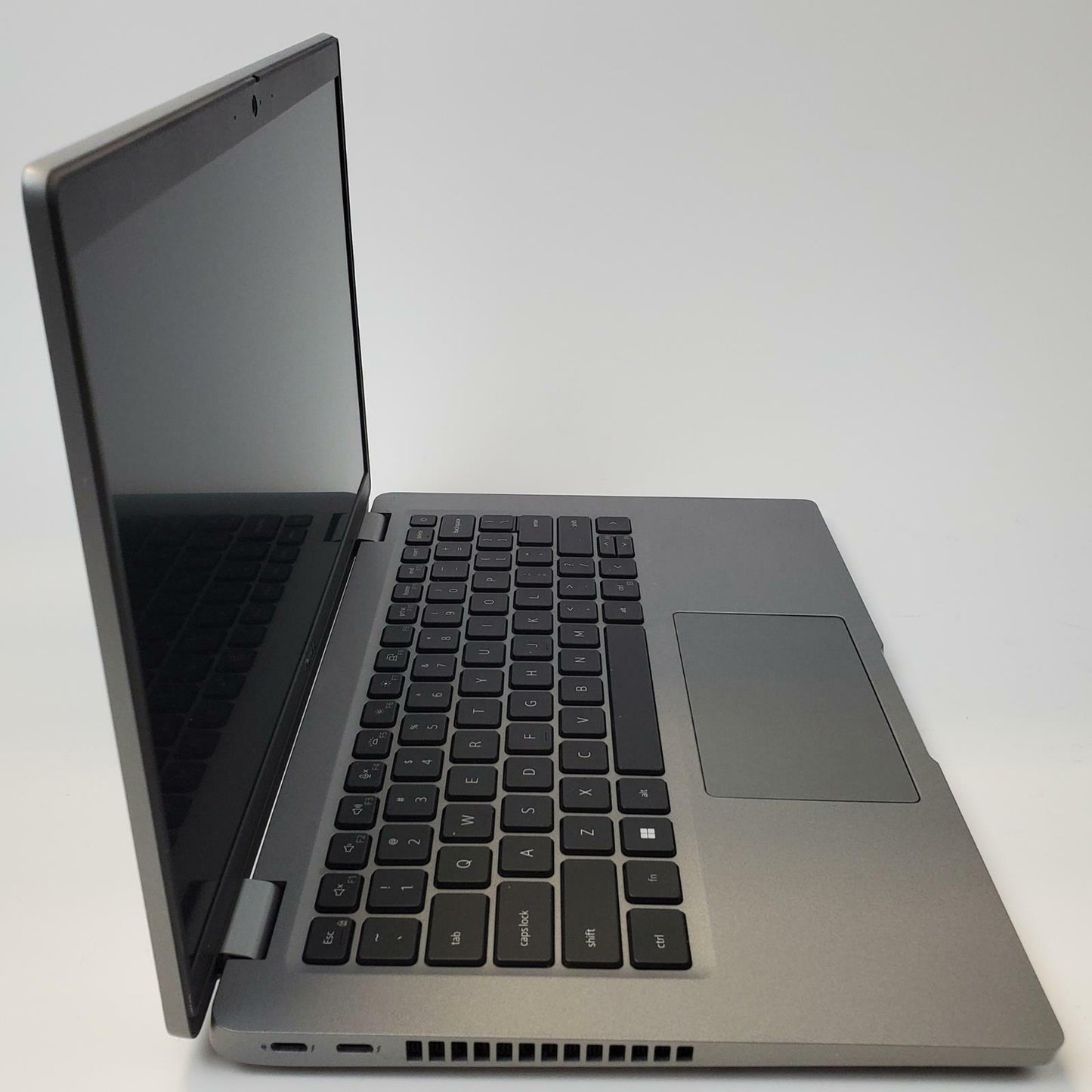 Dell Latitude 5430 Win 11 Home i5-1235U 16GB RAM 1TB NVMe | Grade B