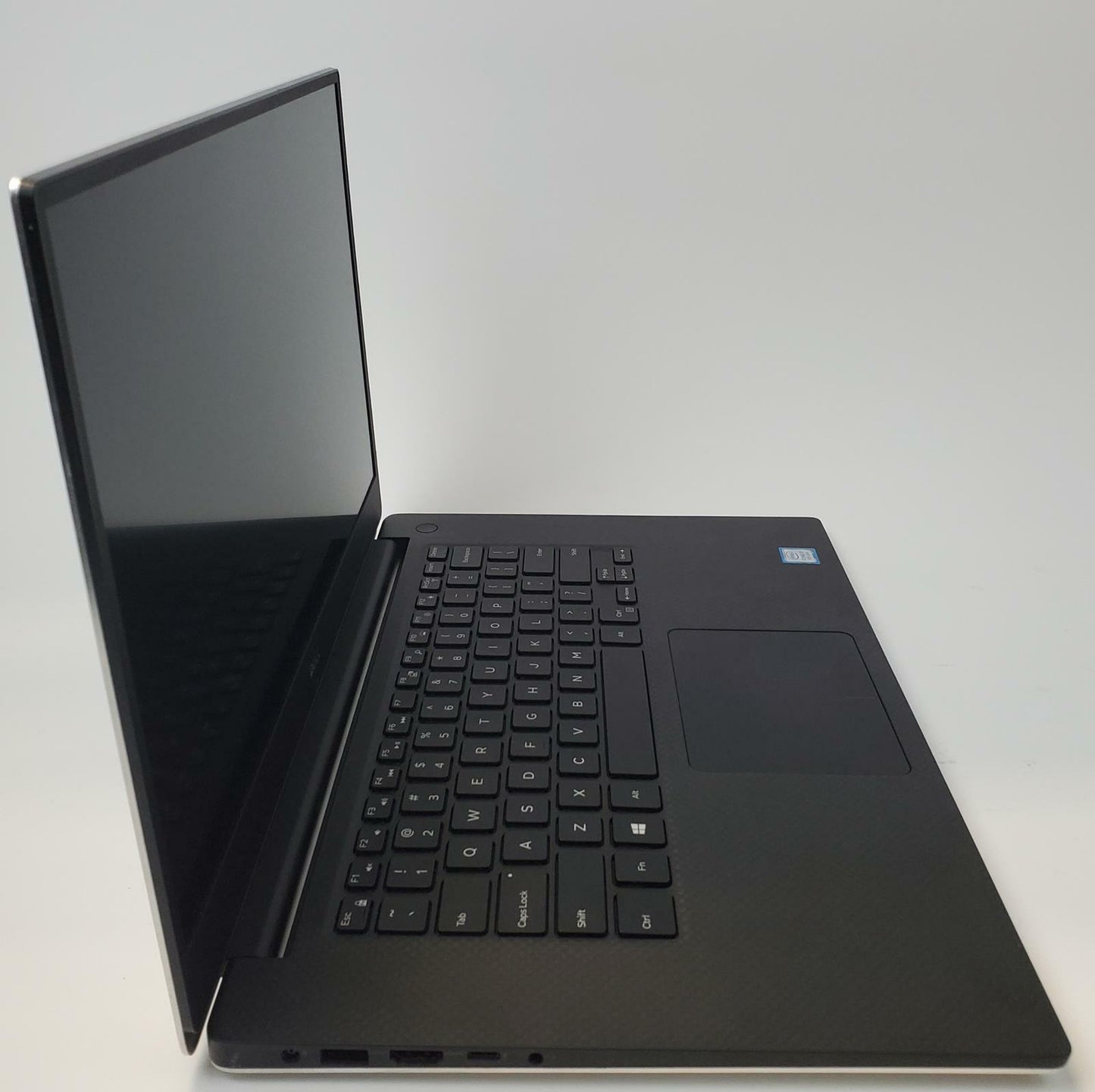 Dell Precision 5530 Win 11 Home i7-8850H 32GB RAM 512GB NVMe 4GB GPU | Grade C