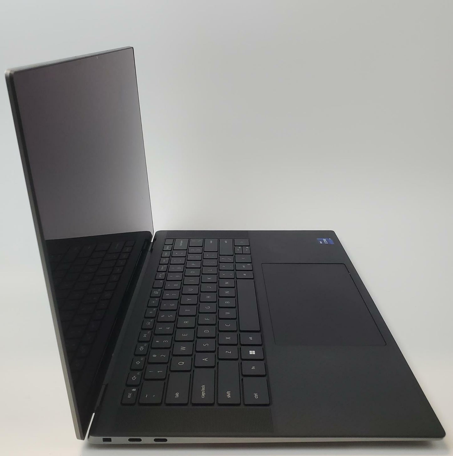 Dell Precision 5570 Win 11 Home i9-12900H 32GB RAM 1TB NVMe 8GB GPU | Grade A