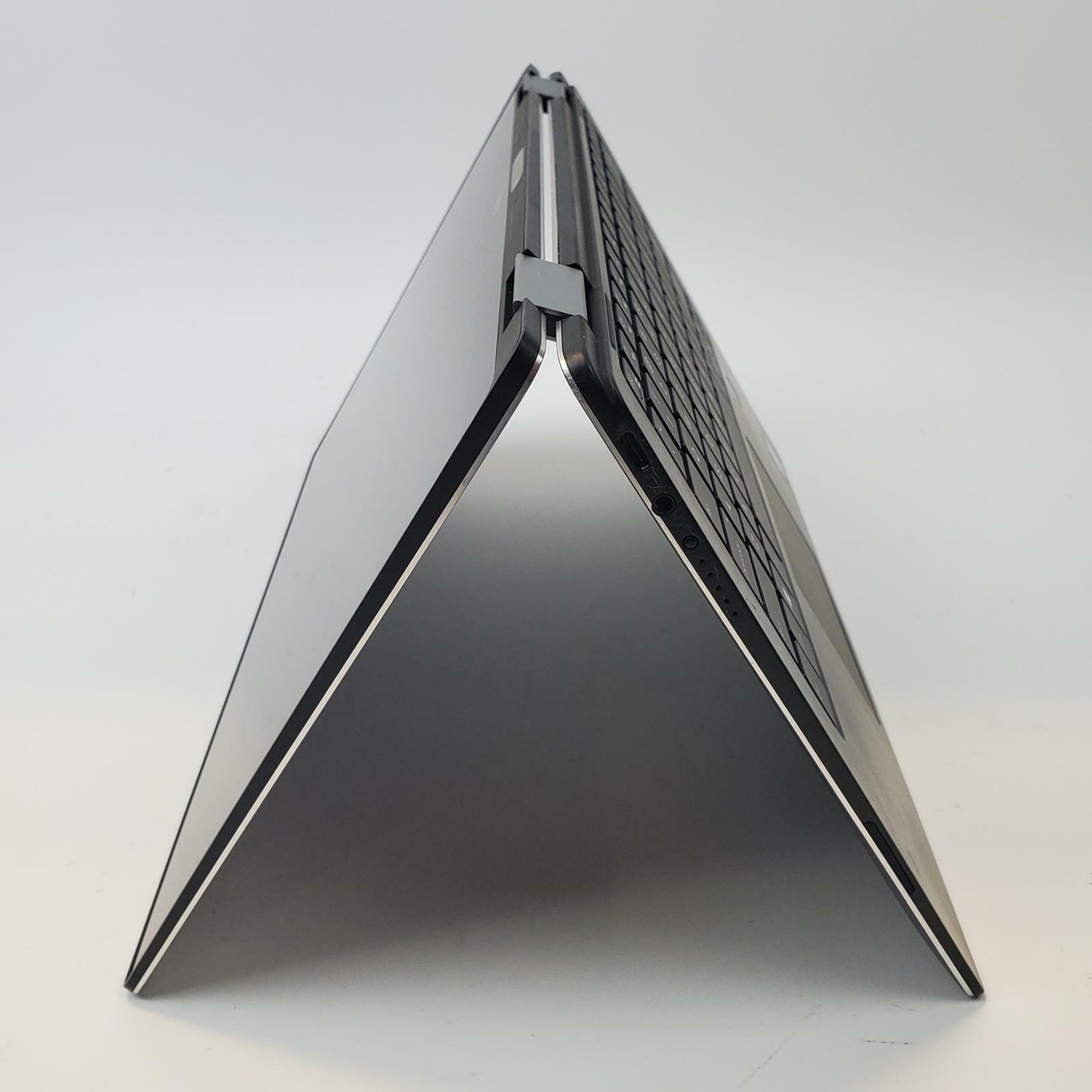 Dell XPS P71G Win 10 Home i5-7Y54 8GB RAM 256GB M.2 | Grade B