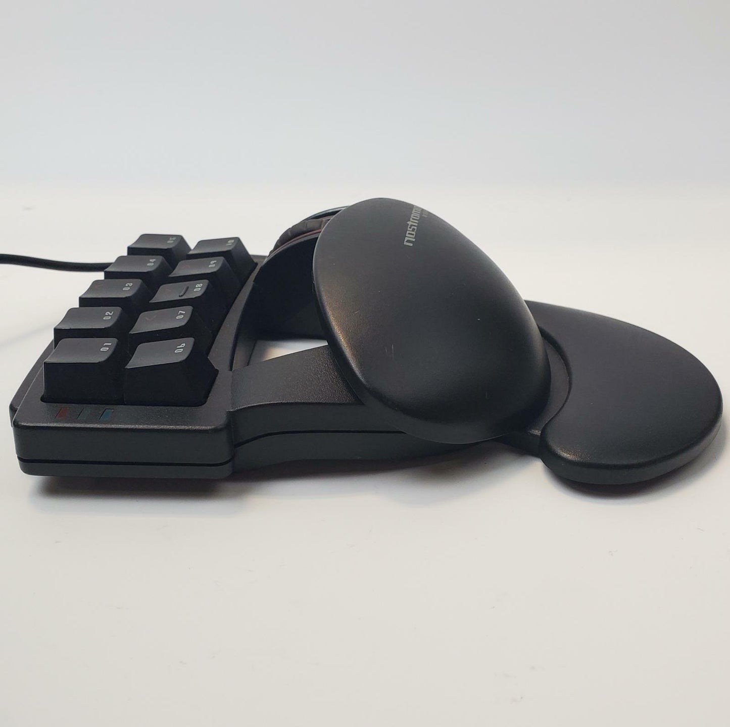 Belkin Nostromo F8GFPC001 SpeedPad N50 USB Wired 10-Key Keypad | Grade B