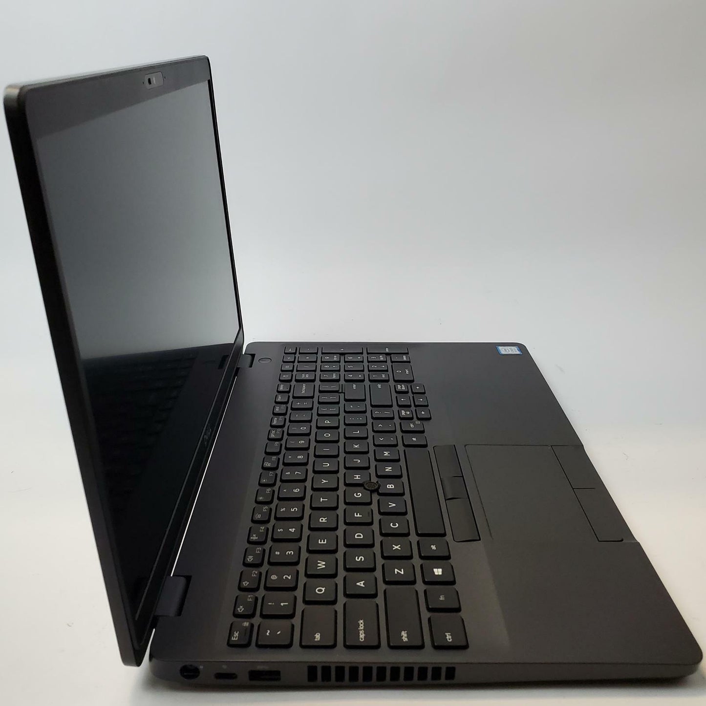 DELL LATITUDE 5500 Win 11 Home i5-8265U 16GB RAM 240GB M.2 | Grade C | 8170