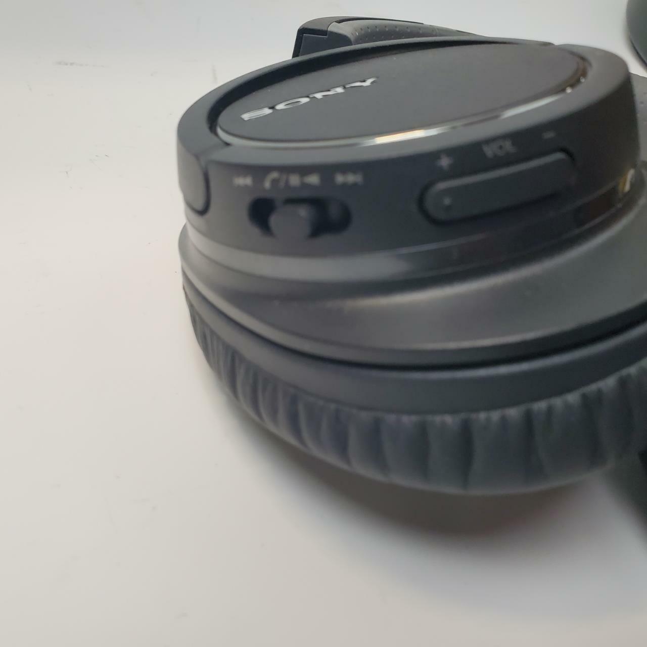 Sony MDR-ZX770BN Bluetooth Headphones w/ Carry Case | Grade B