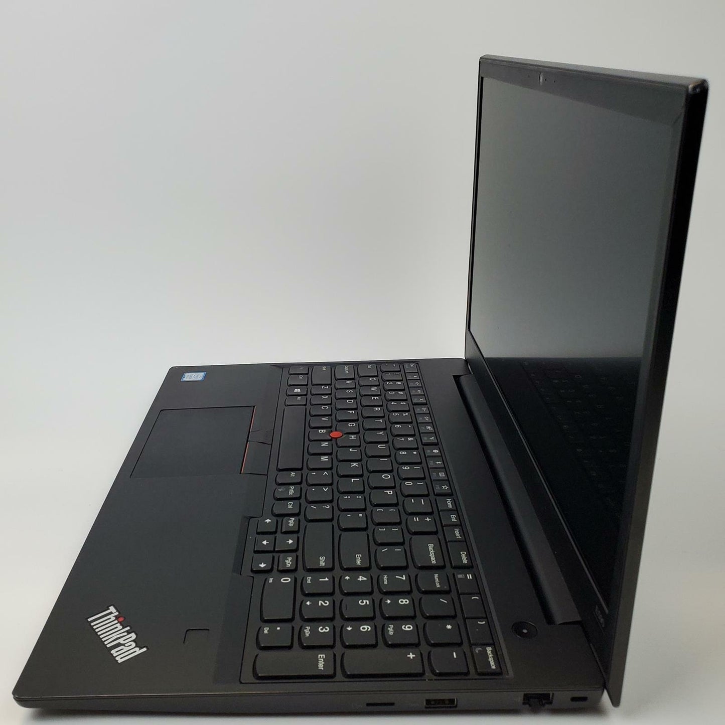 Lenovo ThinkPad E590 Win 11 Home i5-8265U 8GB RAM 256GB M.2 | Grade C