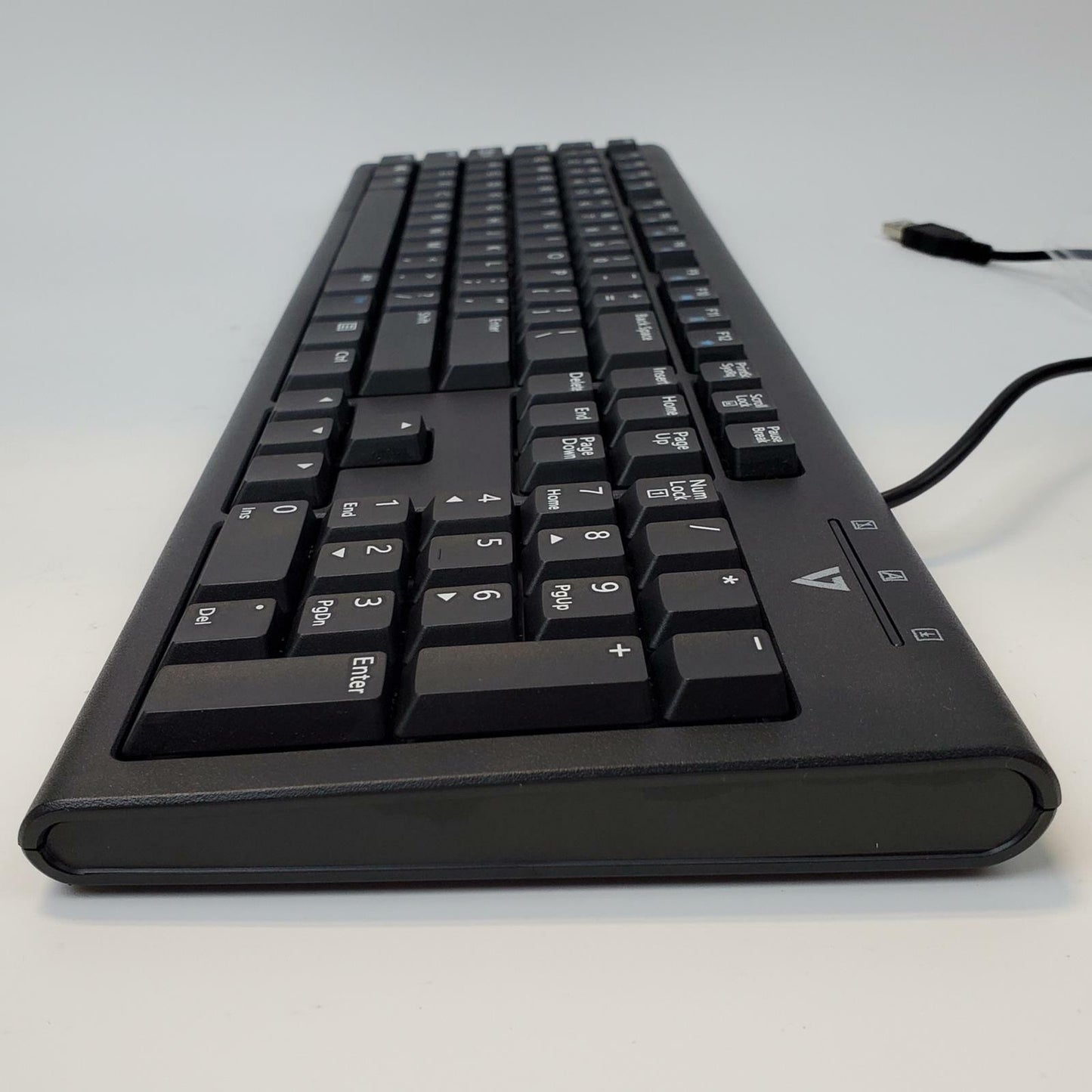 V7 Seven CKU200US Wired USB Keyboard and Mouse Combo | Grade A