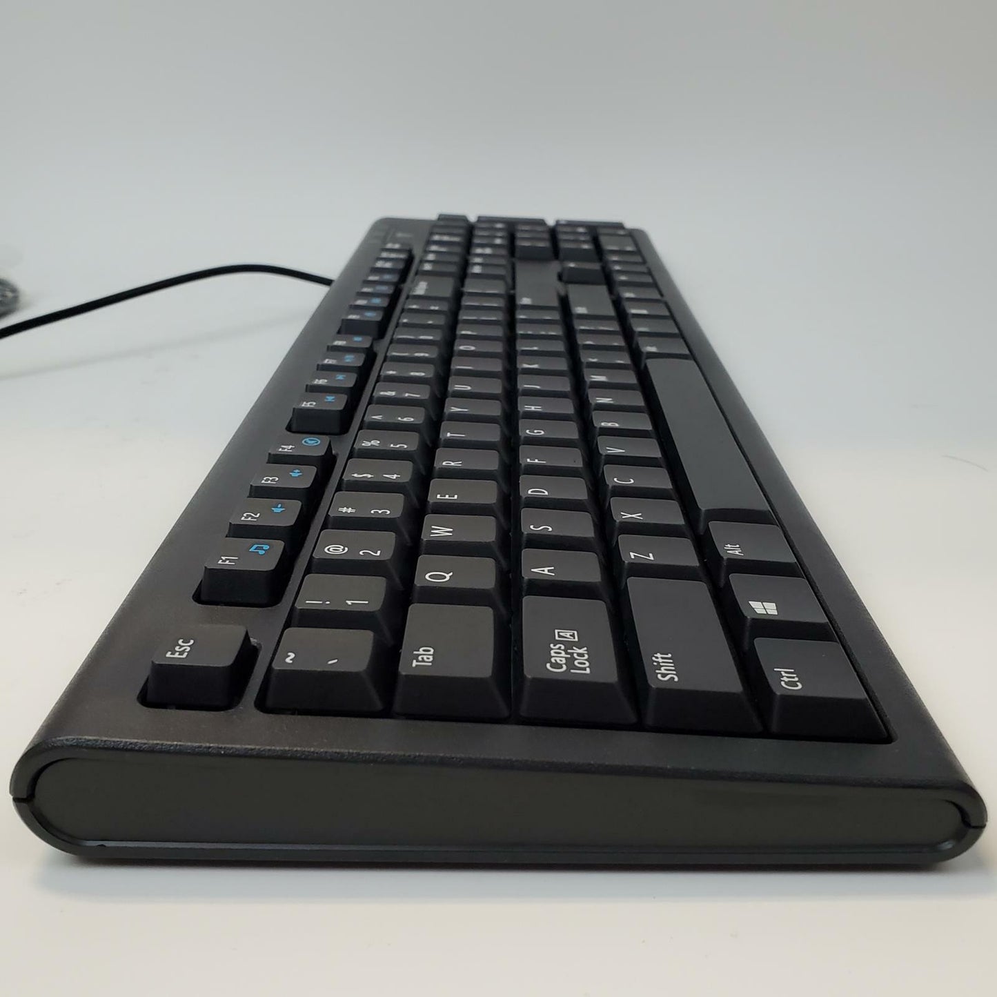 V7 Seven CKU200US Wired USB Keyboard and Mouse Combo | Grade A