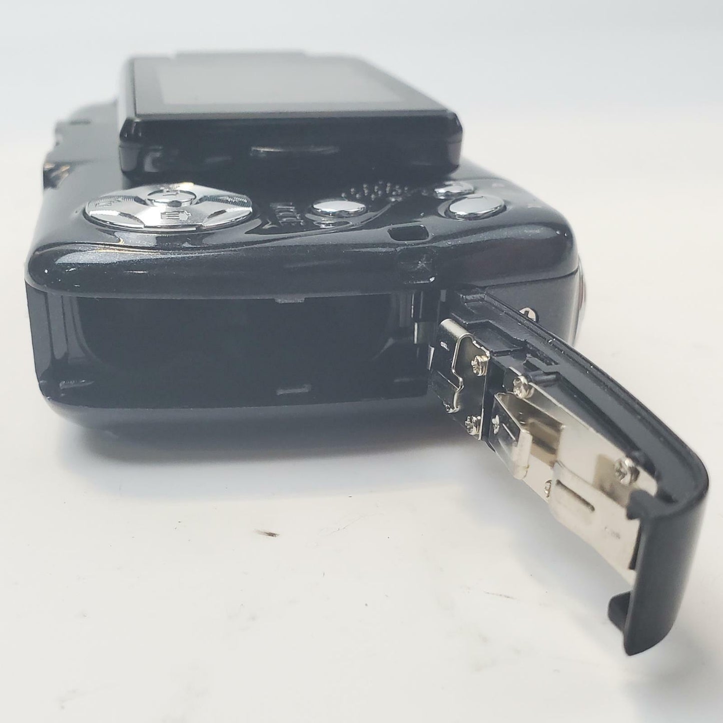 VIVITAR VIVICAM X014 Digital Camera | Grade B