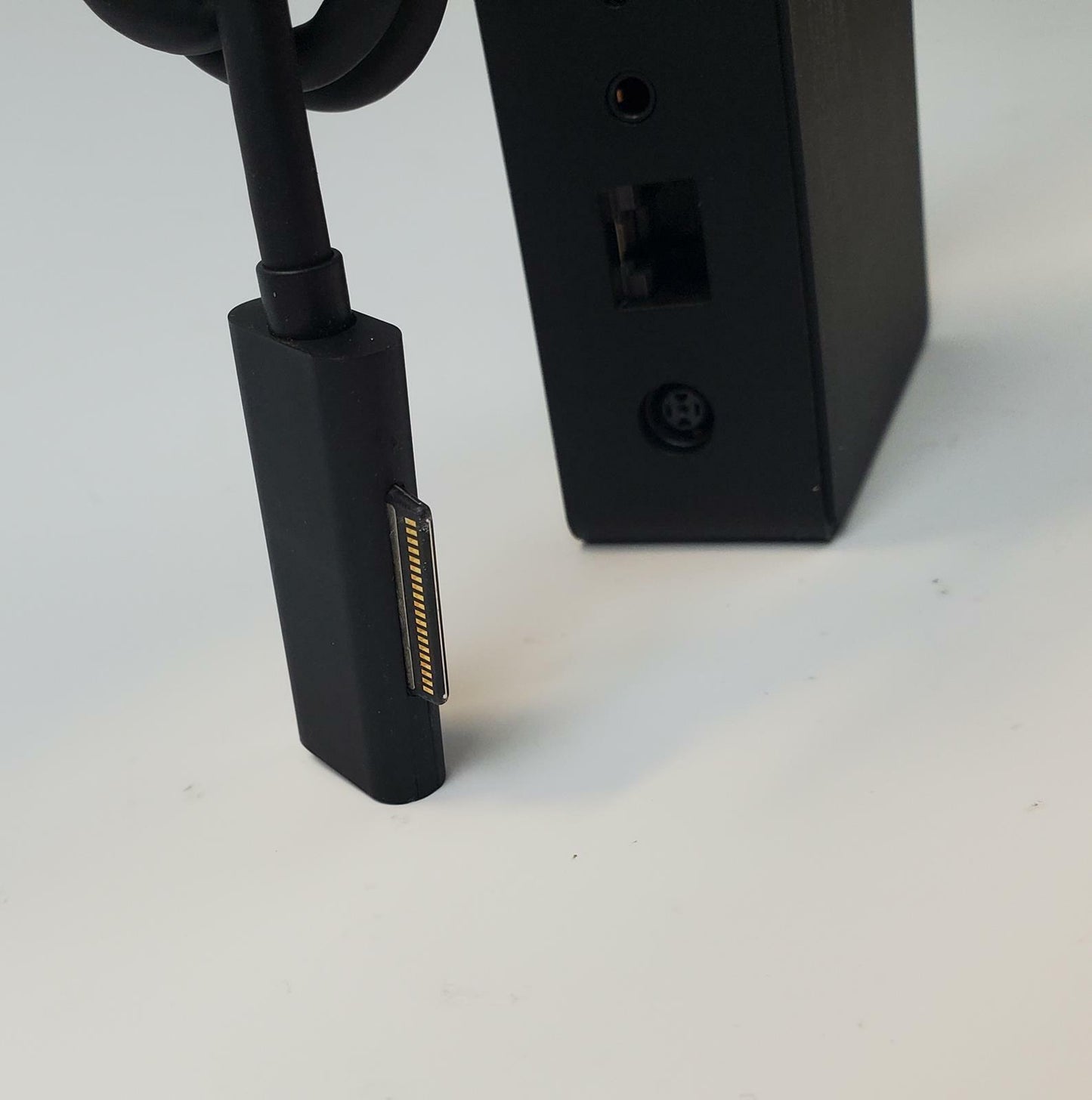 Microsoft Surface 1917 Docking Station Bundle | Grade B