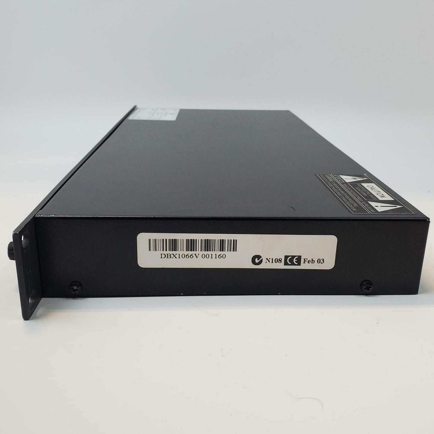 DBX 1066 Compressor/Limiter/Gate | Grade D