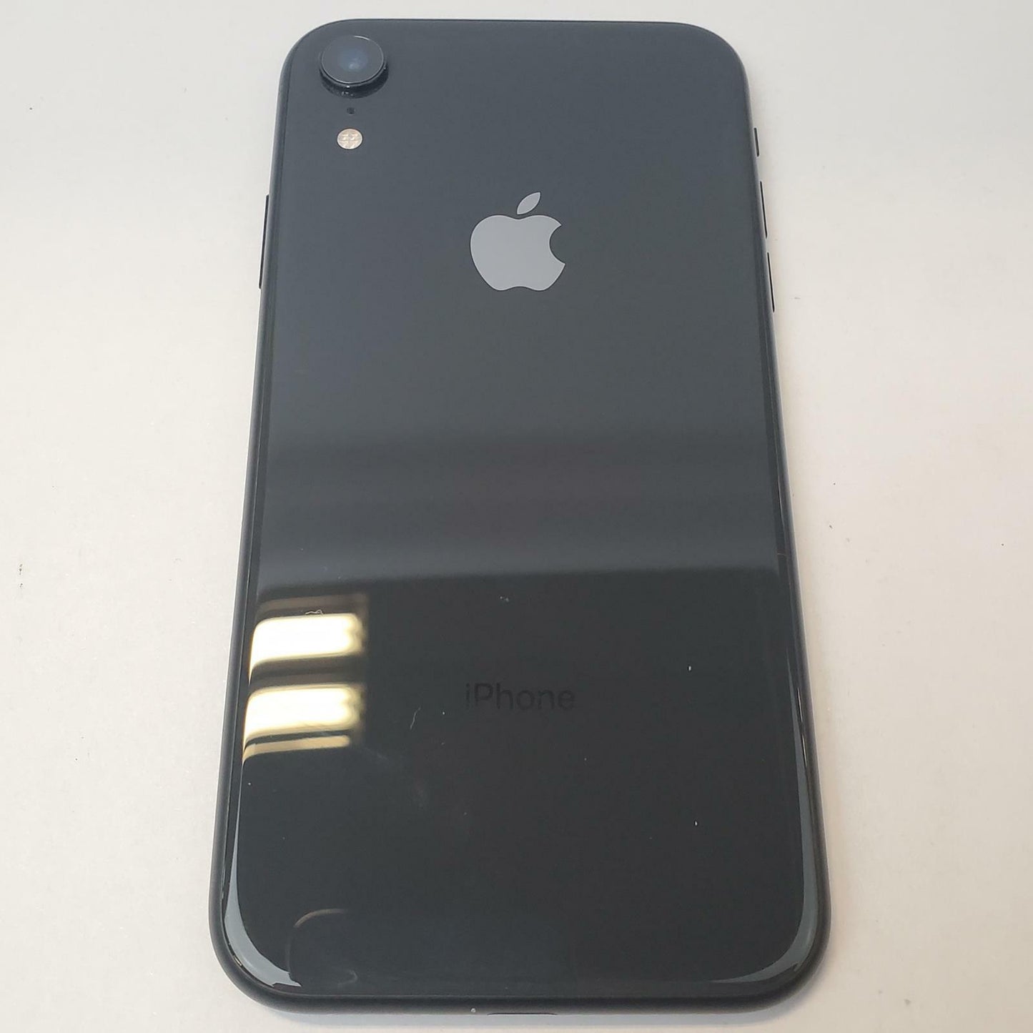 APPLE iPhone XR MT302LL/A 64GB Verizon Locked Smartphone (Black) | Grade C