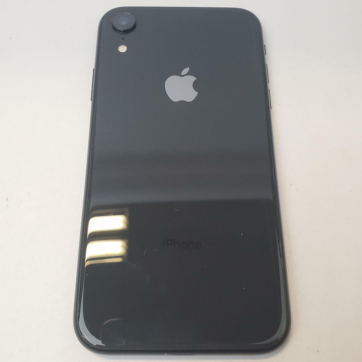 APPLE iPhone XR MT302LL/A 64GB Verizon Locked (Black) | Grade C | 9342