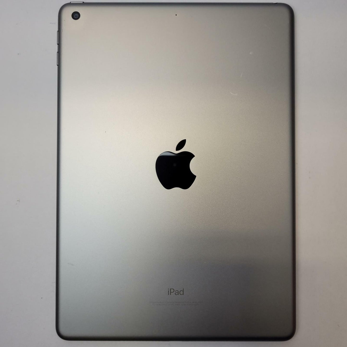 APPLE IPAD 5 MP2F2LL/A 32GB WiFi Tablet SPACE GRAY | Grade C