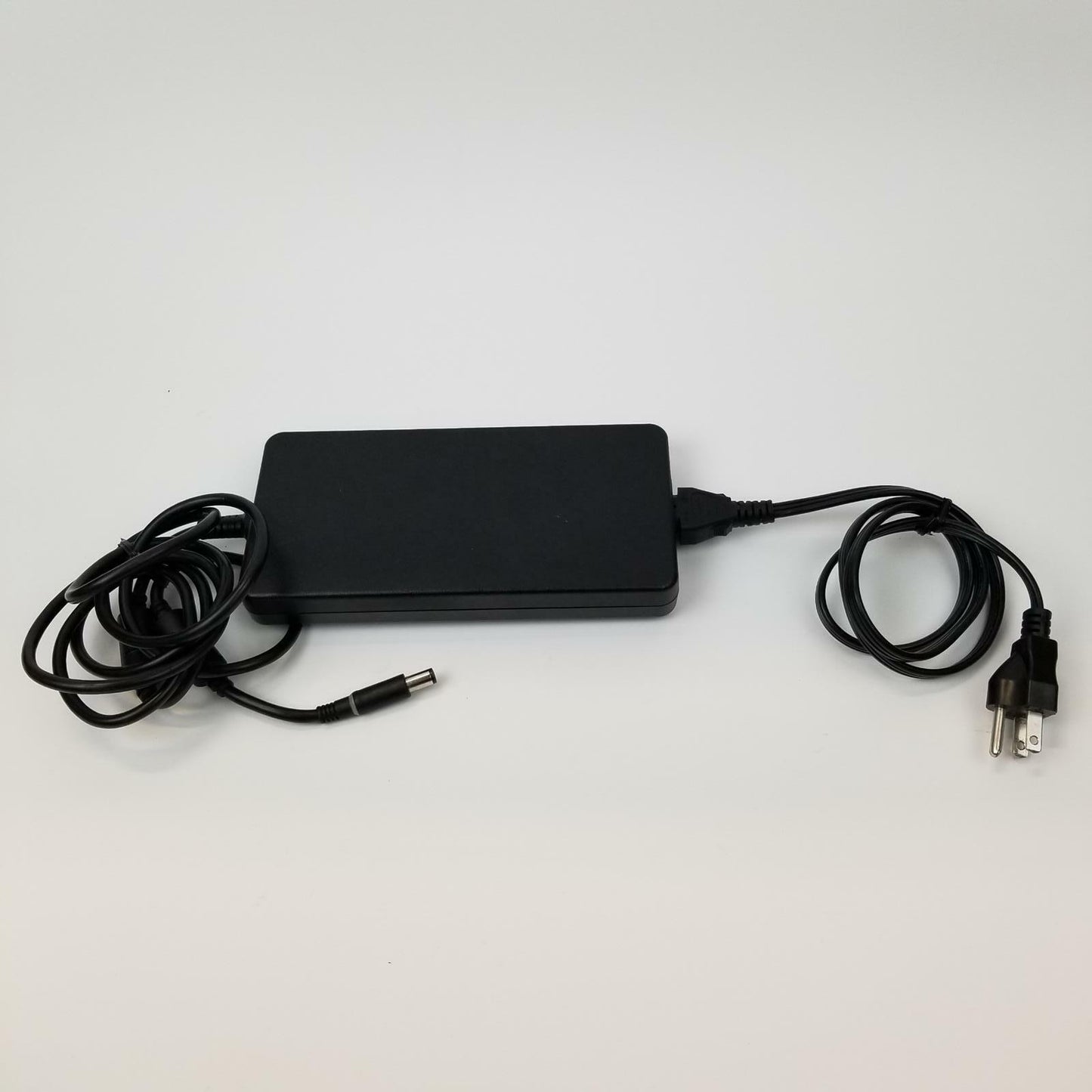 Dell WD19TB Docking Station | Grade A
