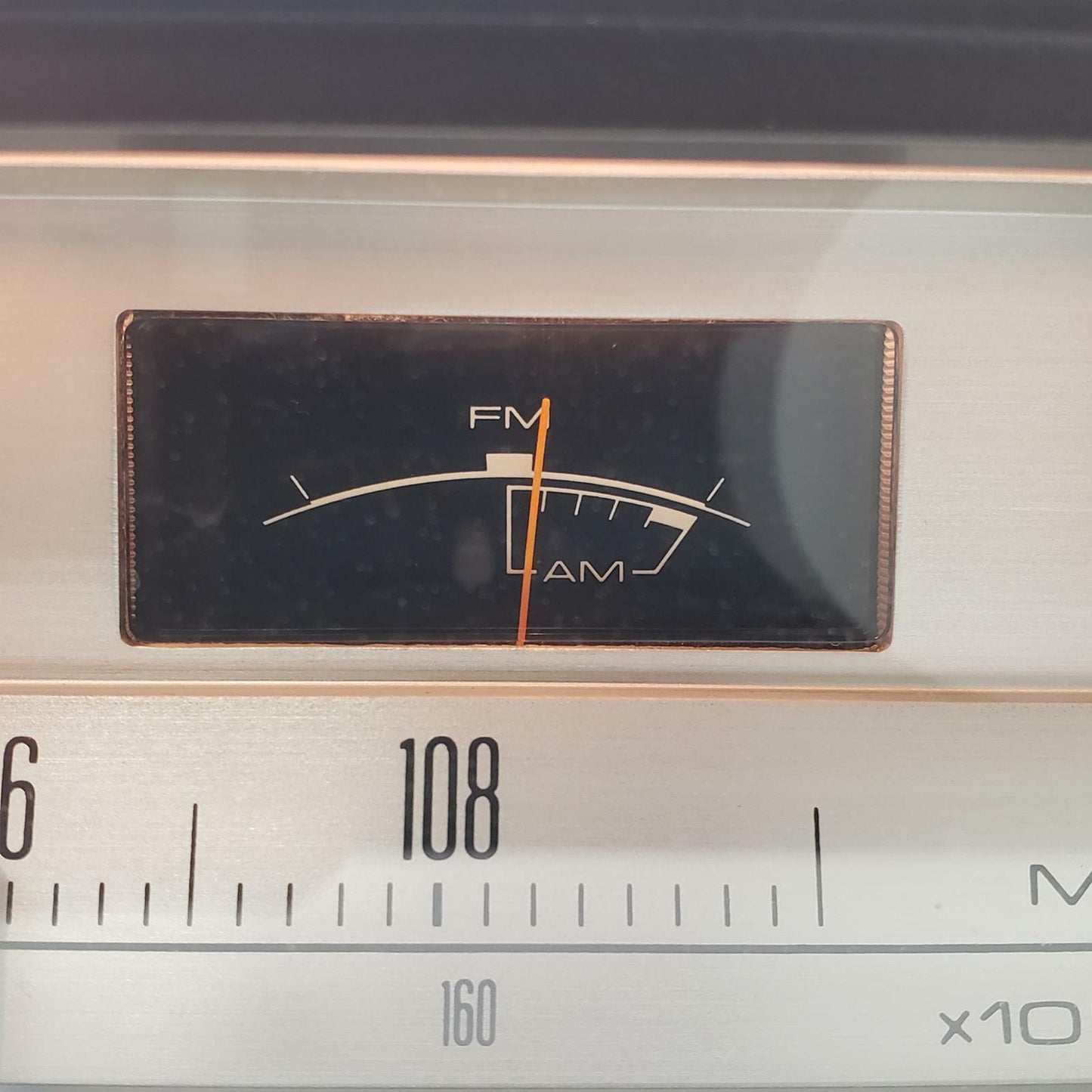 Pioneer SX-680 Stereo Receiver | Grade B