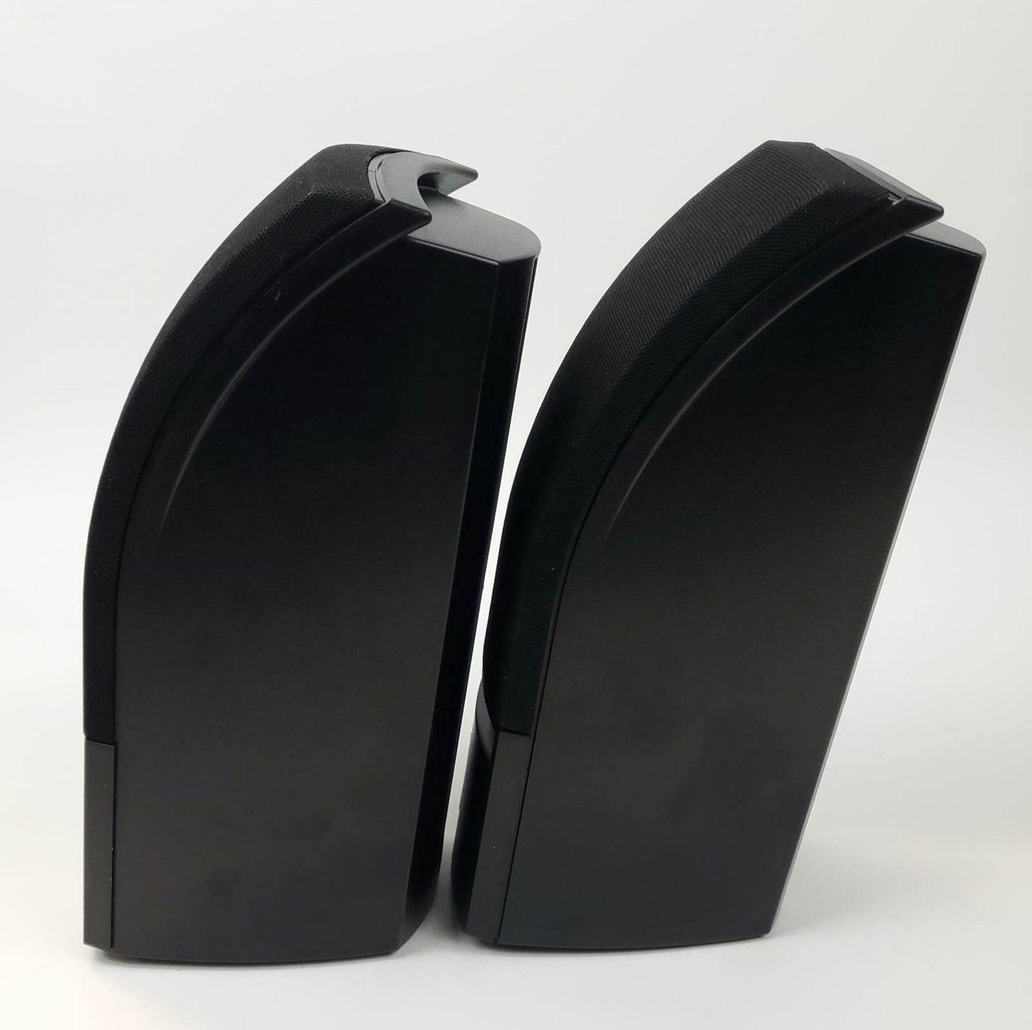 Bose 161 Bookshelf Wall-Mountable Black Speaker Pair | Grade B