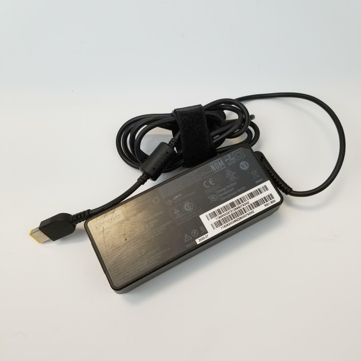 Lenovo ThinkPad LDA-KP Universal USB-C Docking Station | Grade B