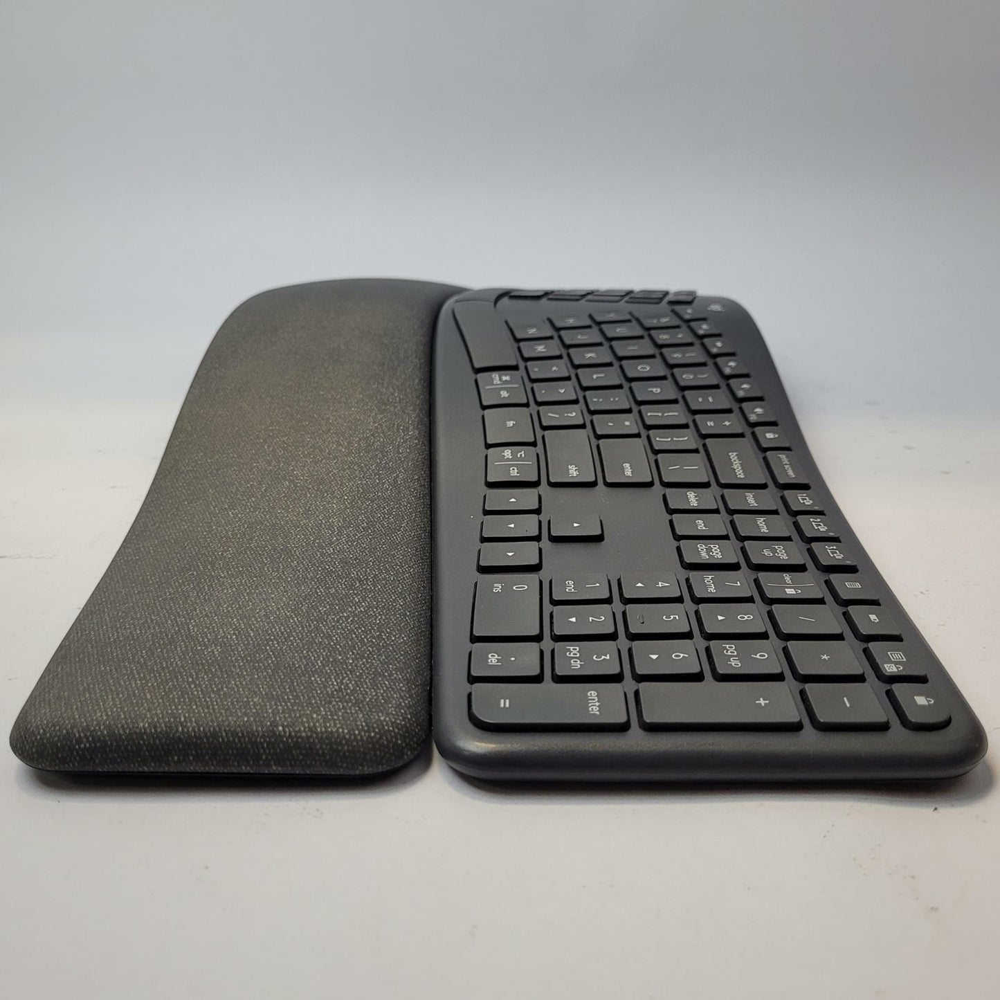 Logitech ERGO K860 USB Wireless Keyboard | Grade A