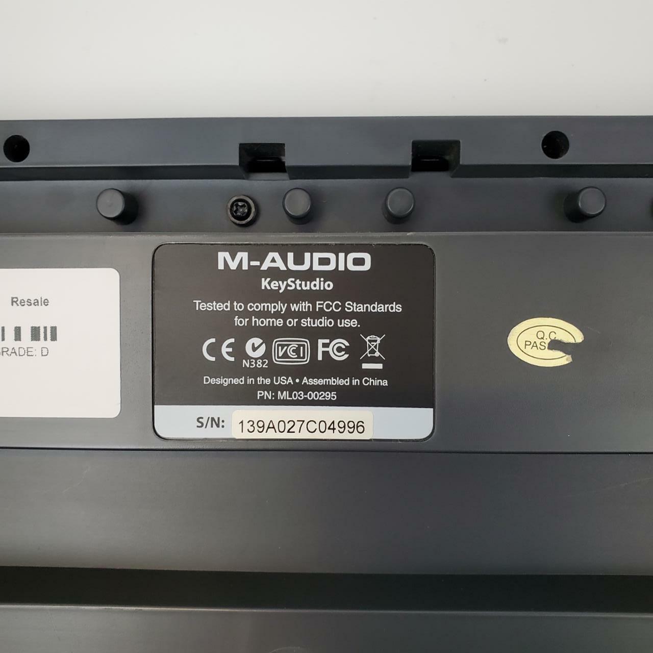 M-Audio KeyStudio USB MIDI Keyboard | Grade D