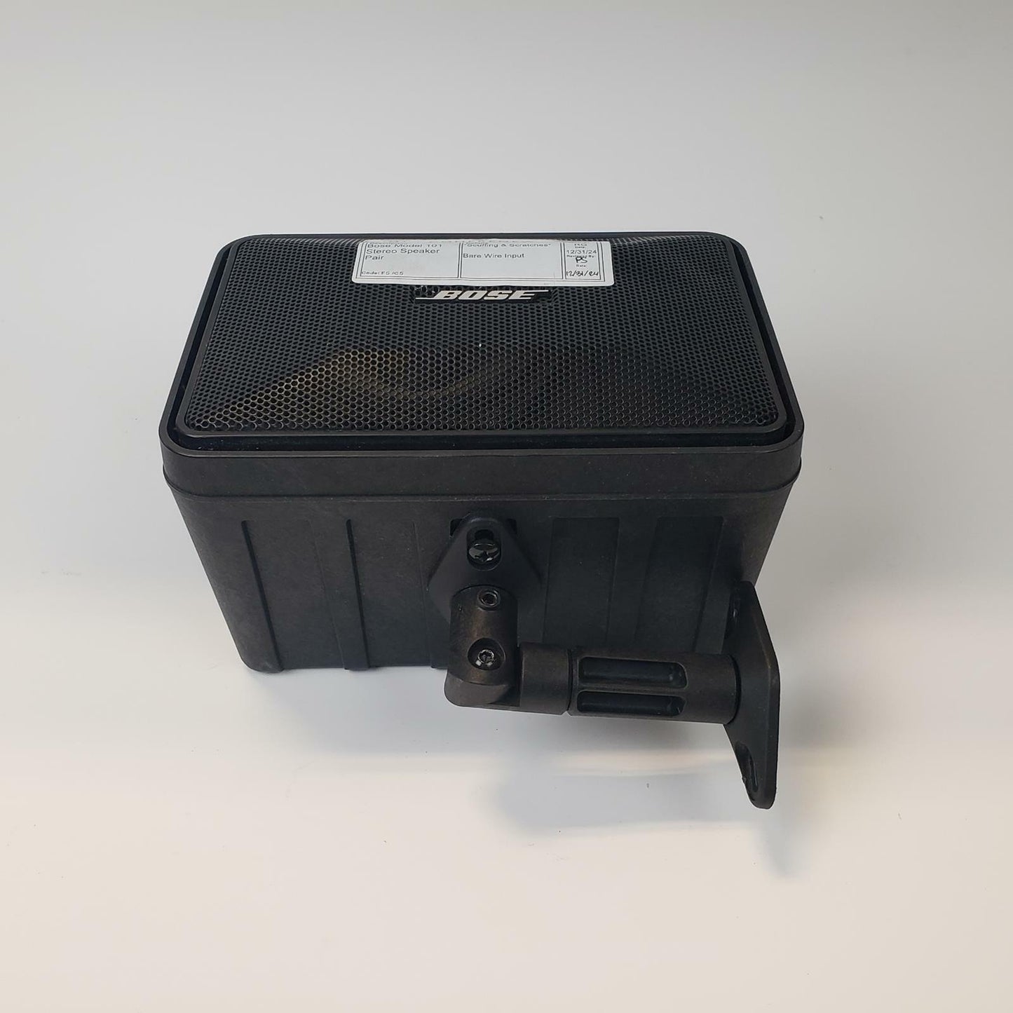 Bose Model 101 Stereo Speaker Pair | Grade B