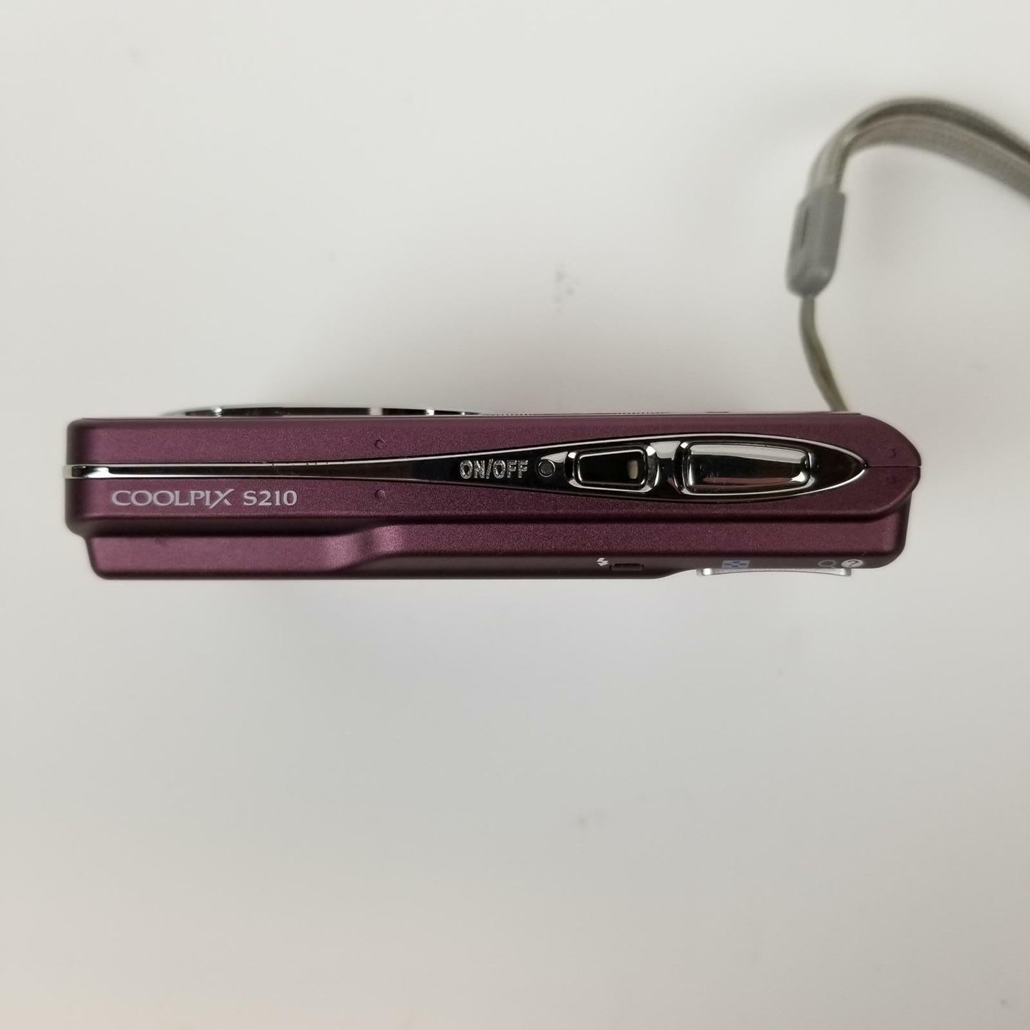 Nikon Coolpix S210 Digital Camera 8MP Plum | Grade B