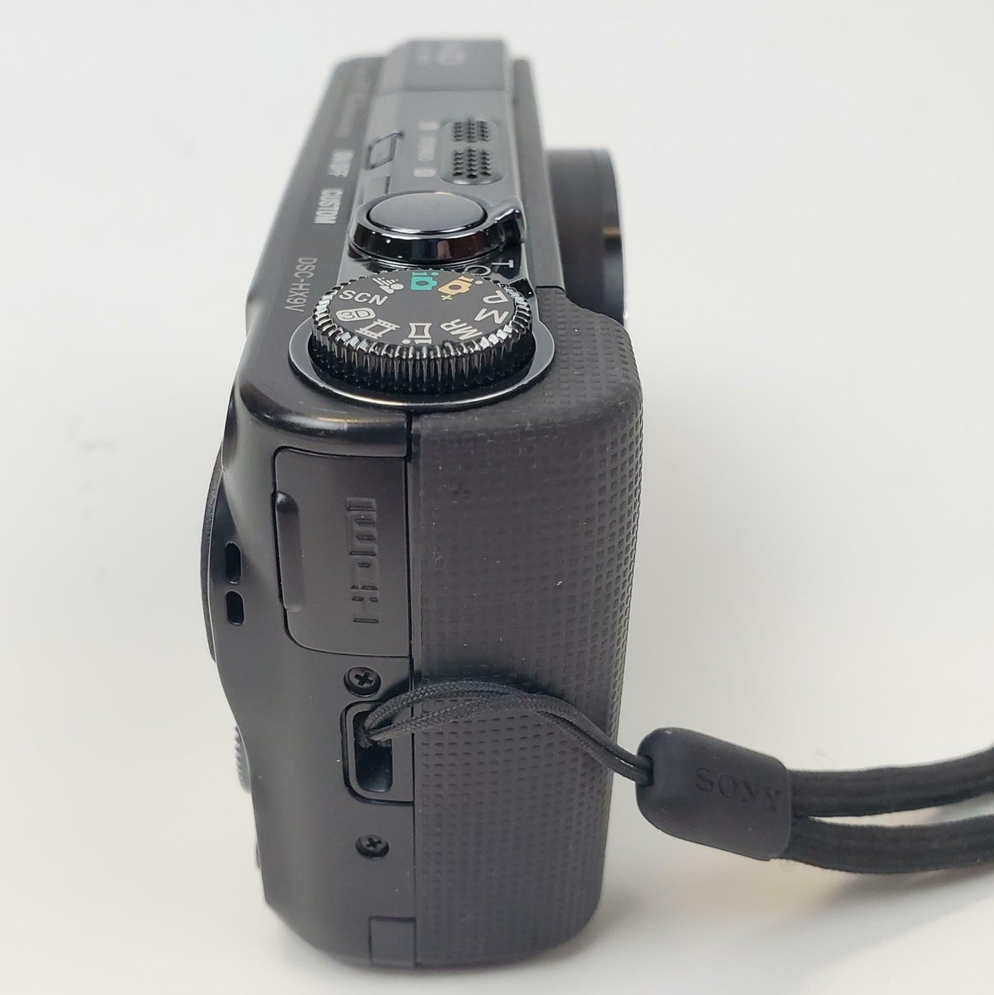 Sony DSC-HX9V Cybershot 16.2MP Digital Camera | Grade B