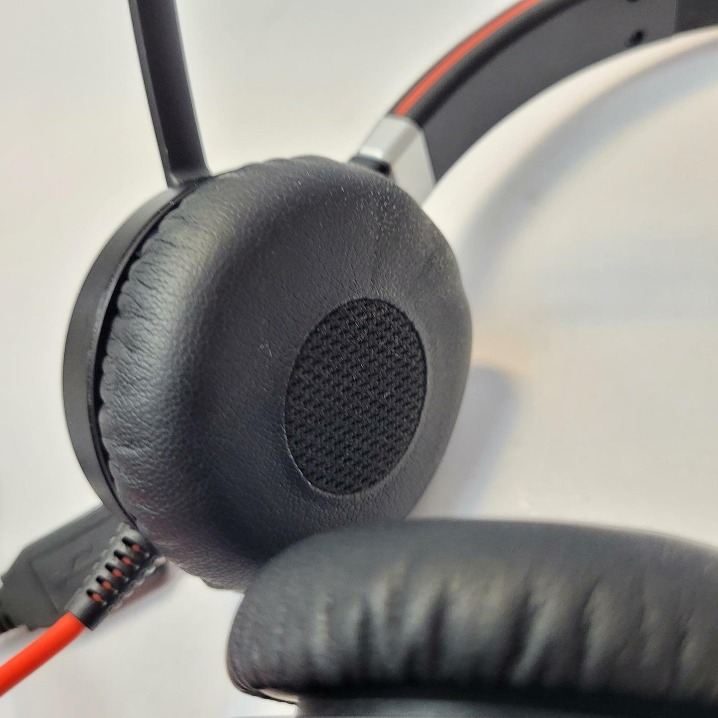 Jabra Evolve 40 3.5mm/USB-A Wired Headset | Grade A