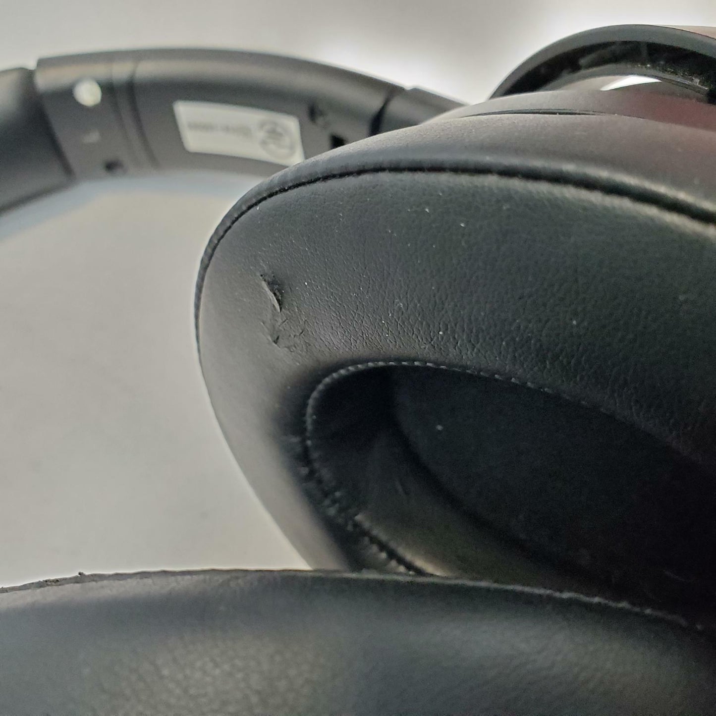 MIXCDER E9 Bluetooth Wireless Noise Cancelling Headphones | Grade B