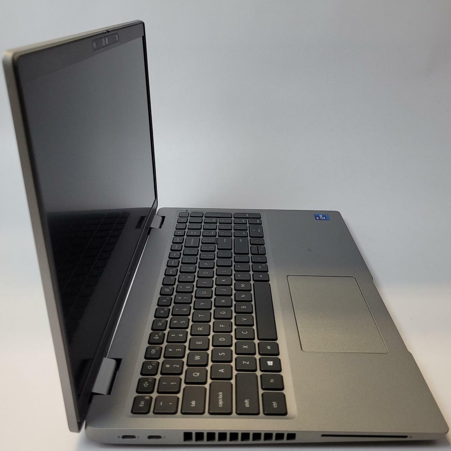 DELL LATITUDE 5520 Windows 11 Home i7-1185G7 32GB RAM 1TB NVME | Grade C