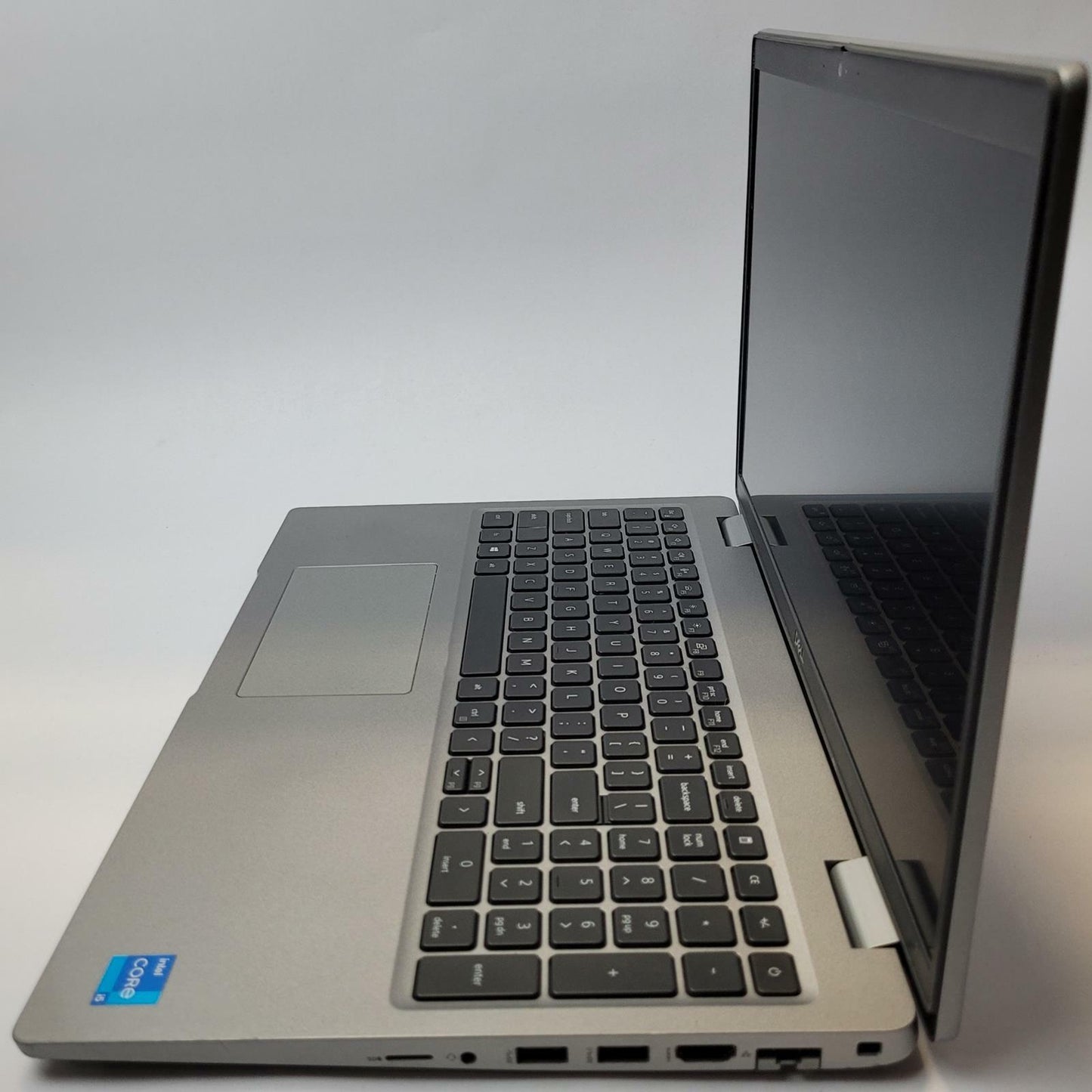 DELL LATITUDE 5520 Windows 11 Home I5-1135G7 16GB RAM 256GB NVME | Grade C