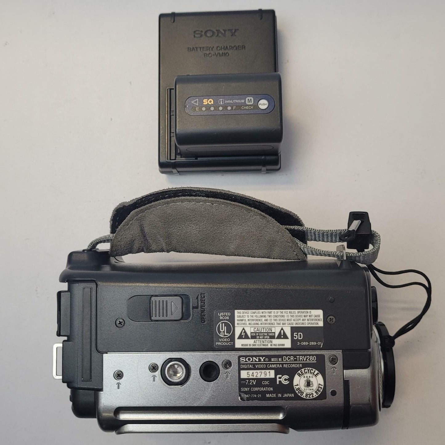 SONY DCR-TRV280 Digital8 Handycam | Grade B