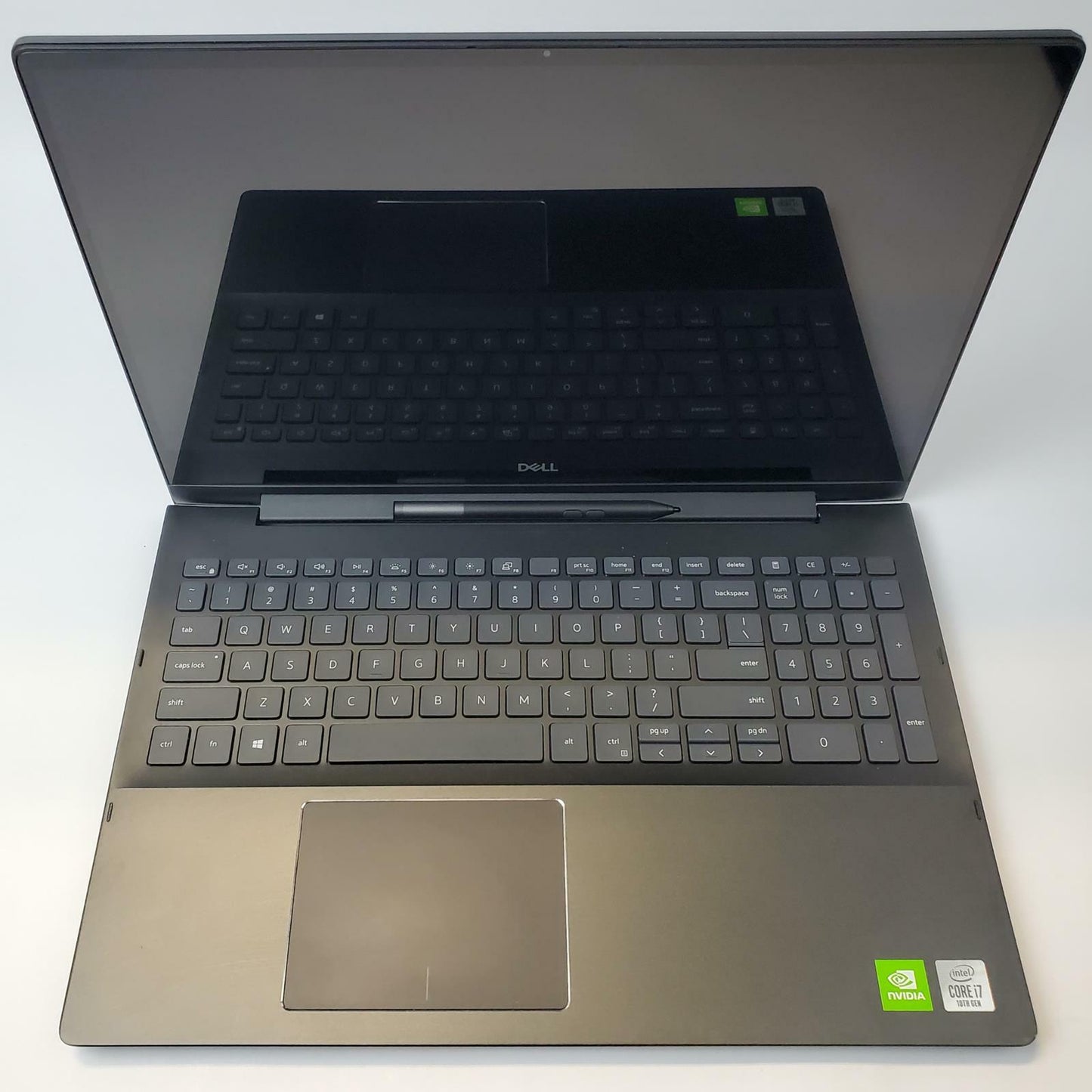 DELL INSPIRON P84F Win 11 Home I7-10510U 16GB RAM 256GB NVME | Grade C | 7805