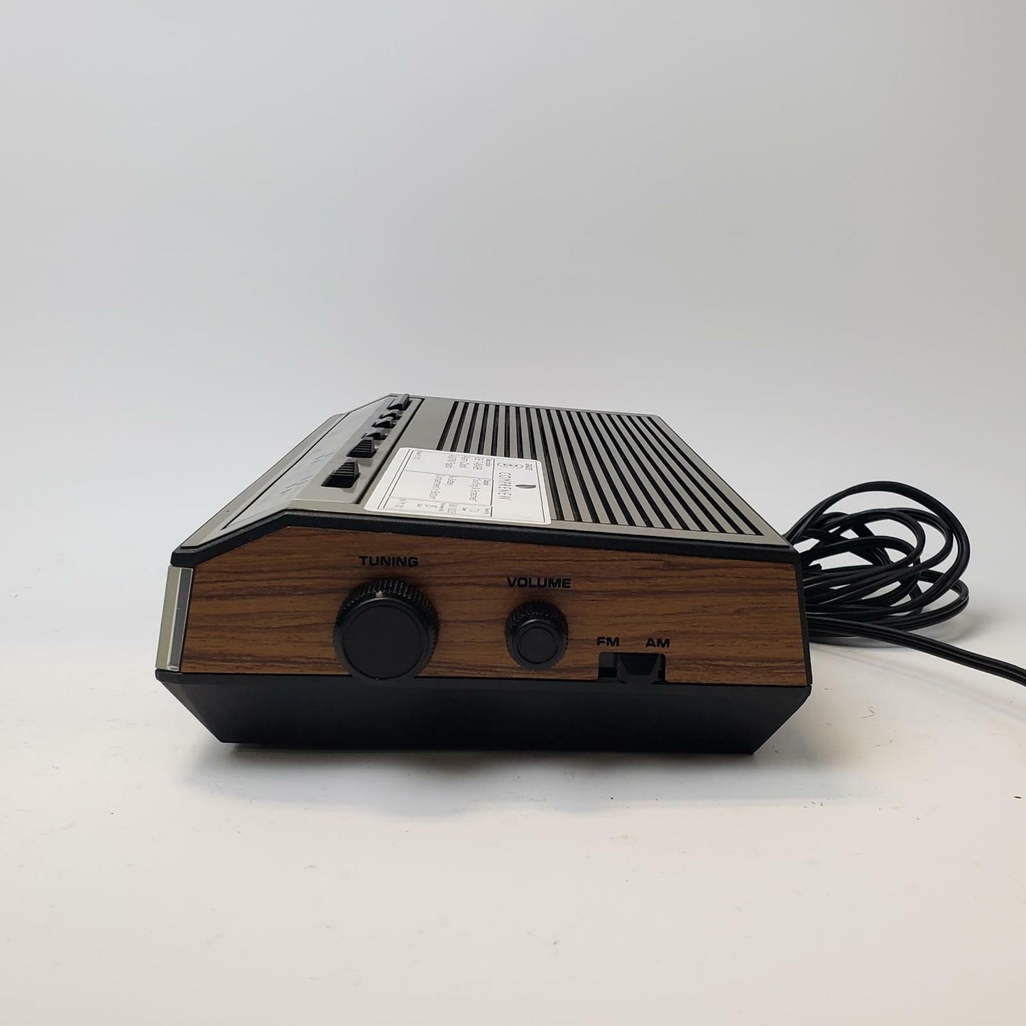 GE 7-4649B Alarm clock AM/FM Radio | Grade B