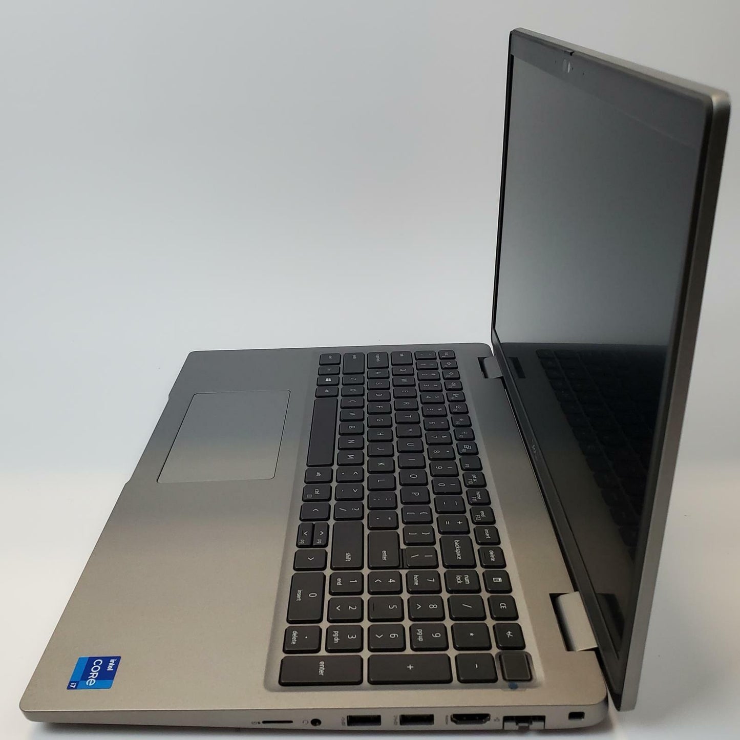 DELL LATITUDE 5520 Win 11 Home I7-1165G7 32GB RAM 512GB NVME | Grade B | 7326