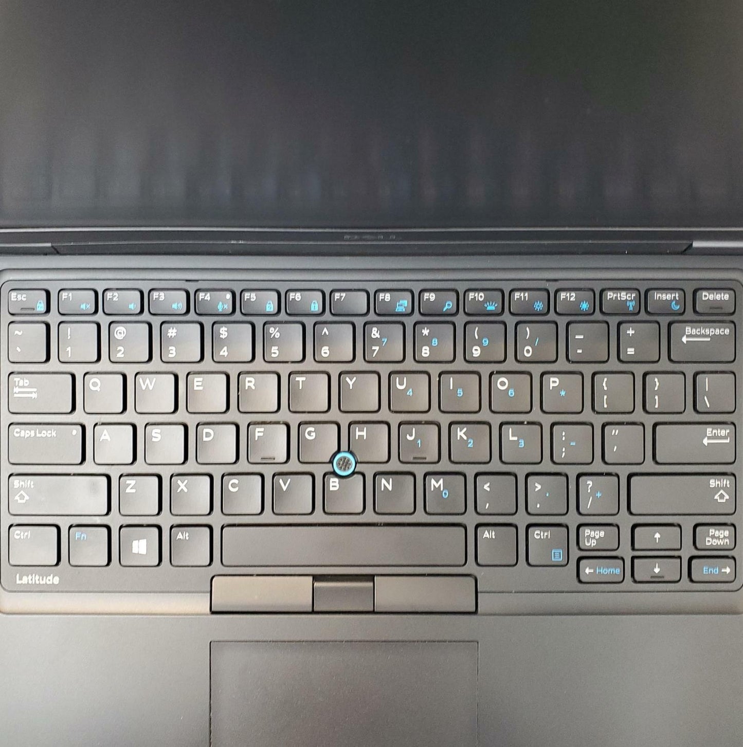DELL LATITUDE 5490 Win 11 Home i7-8650U 16GB RAM 256GB M.2 | Grade C | 7443