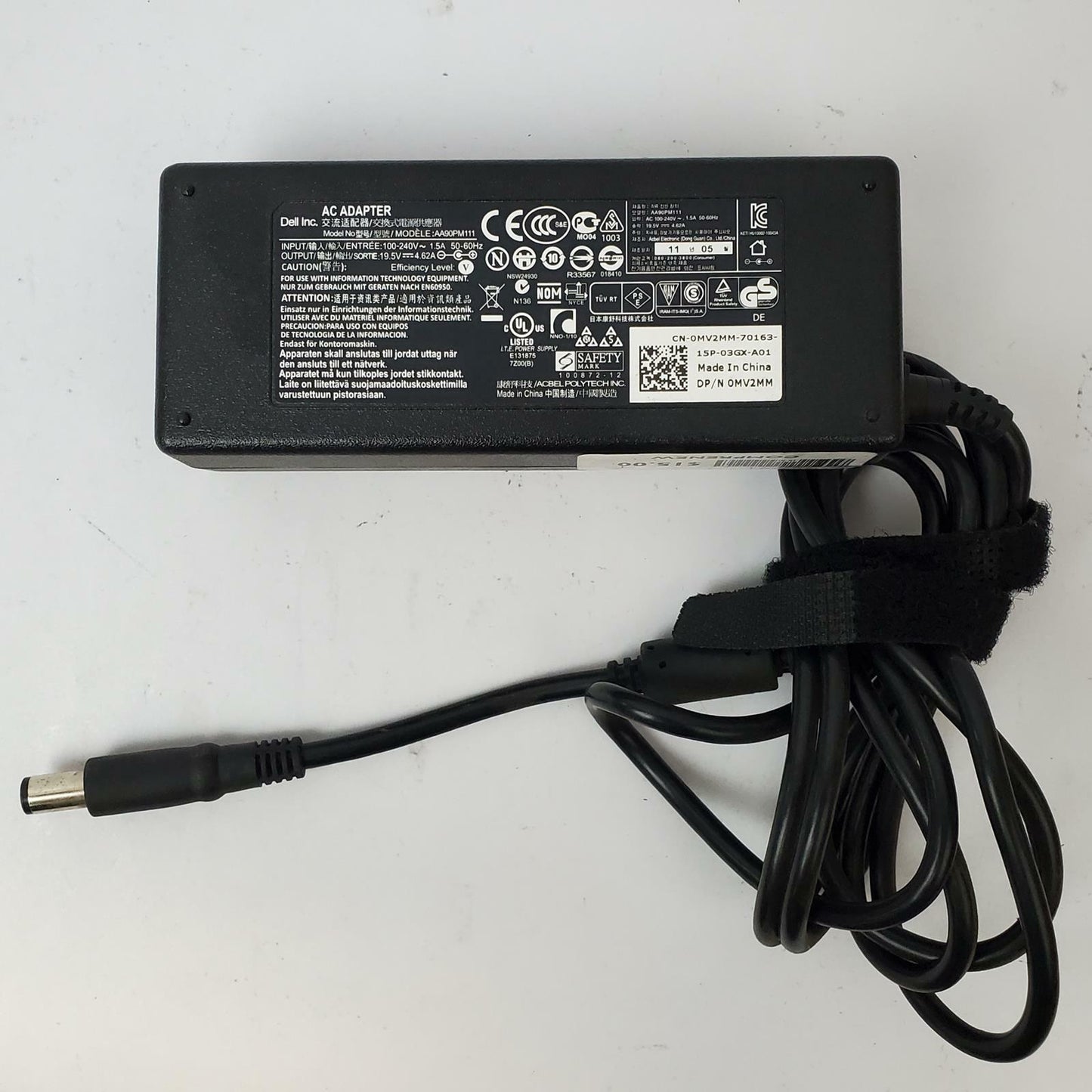 DELL LATITUDE 5580 Manjaro Linux I7-7820HQ 16GB RAM 128GB M.2 | Grade B | 9057