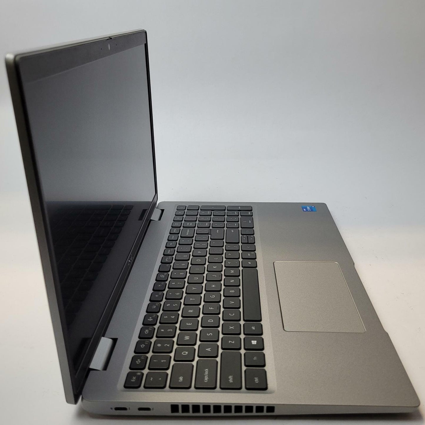 DELL LATITUDE 5520 Windows 11 Home I5-1135G7 16GB RAM 256GB NVME | Grade B