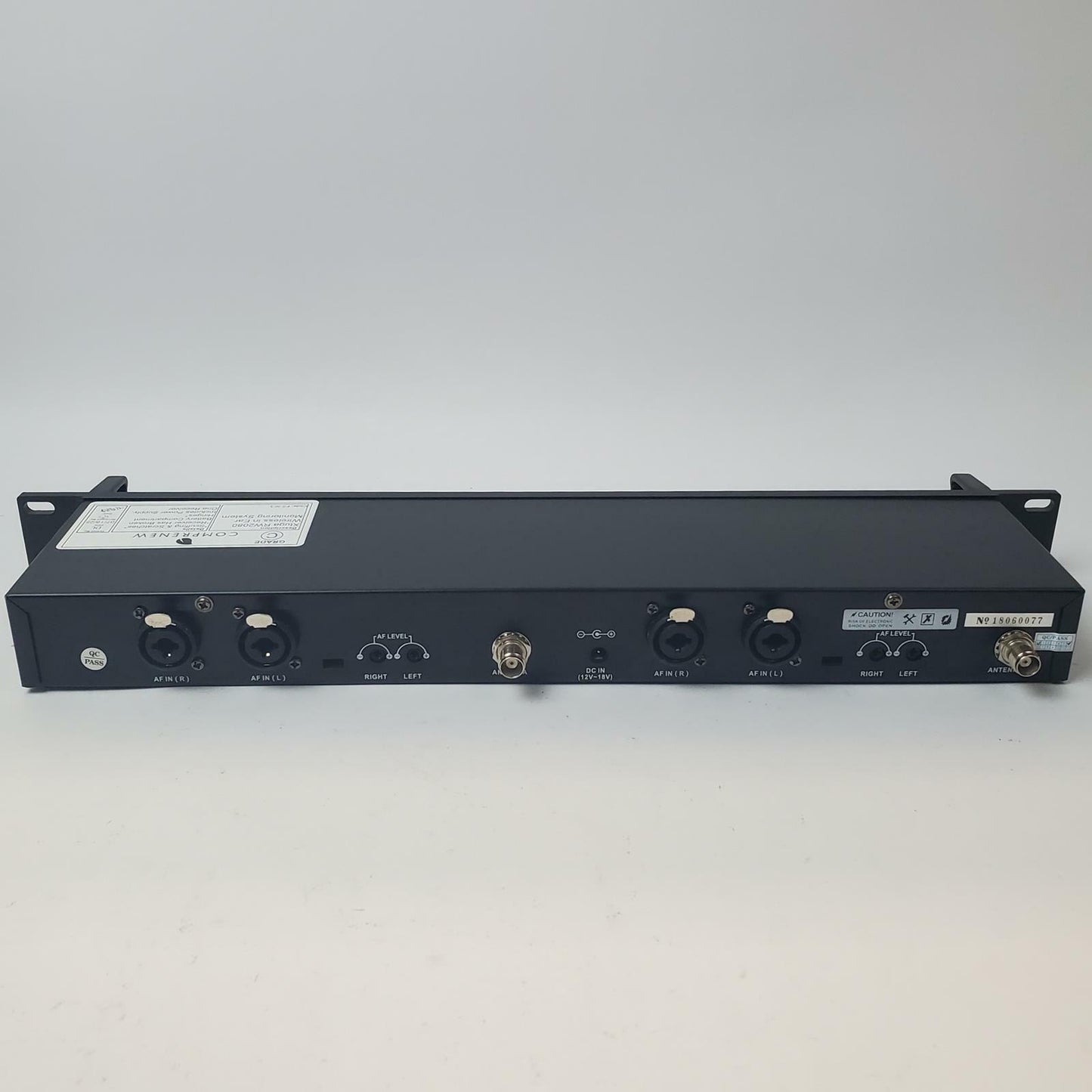 Xtuga RW2080 Wireless in-Ear Monitoring System | Grade C