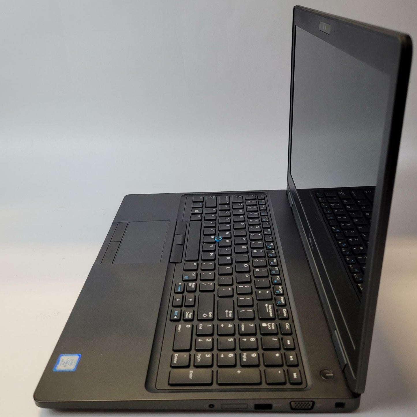 DELL LATITUDE 5590 Windows 11 Home I5-8350U 16GB RAM 128GB M.2 | Grade C