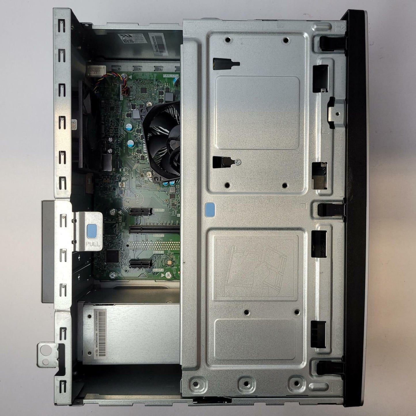 DELL INSPIRON 3668 No OS i5-7400 16GB RAM 500GB 2.5" SSD | Grade C