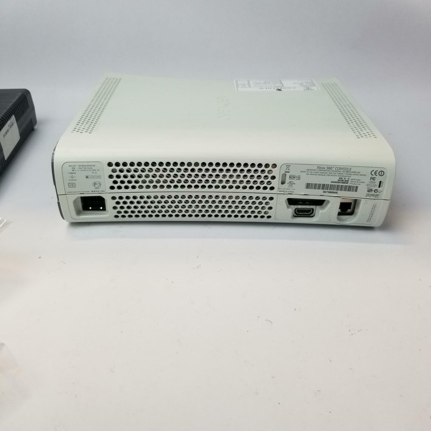 Microsoft Xbox 360 Basic Bundle | Grade B