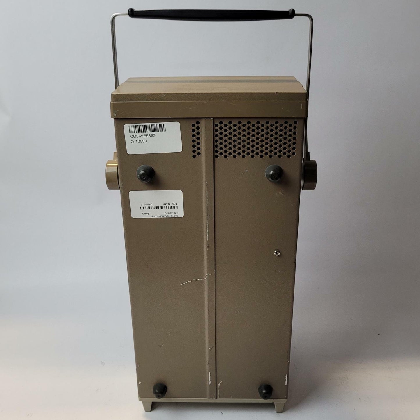 Sony/Tektronix 318 Logic Analyzer | Grade F