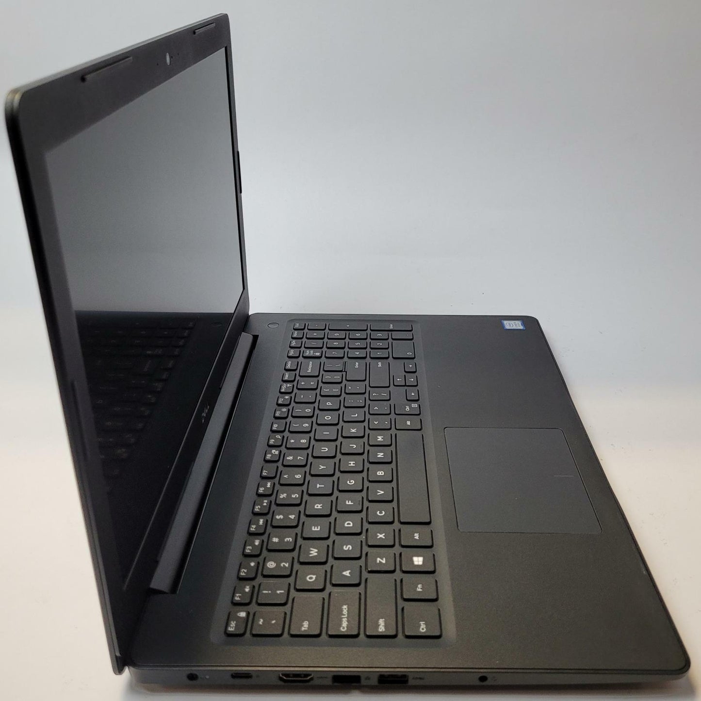 DELL LATITUDE 3590 Win 11 Home i5-8250U 16GB RAM 128GB M.2 | Grade B | 10467