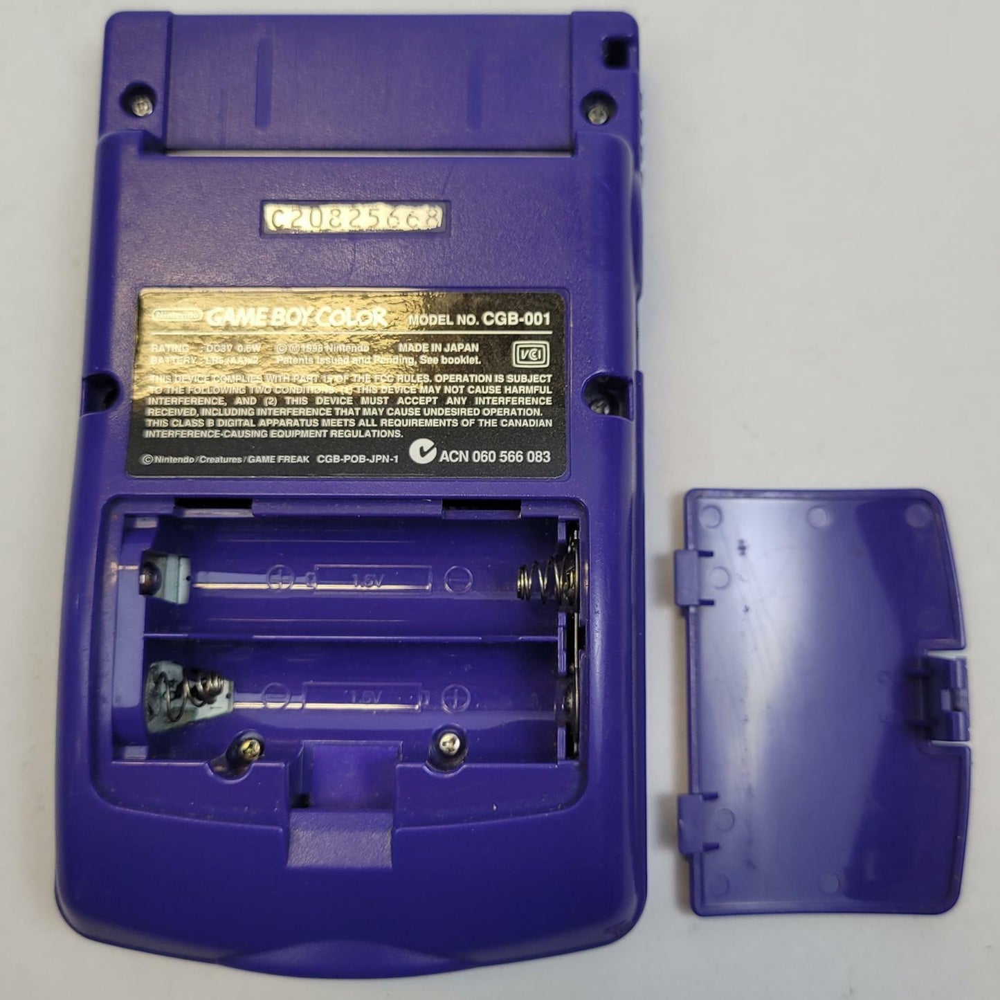 NINTENDO CGB-001 GameBoy Color (Purple) | Grade B